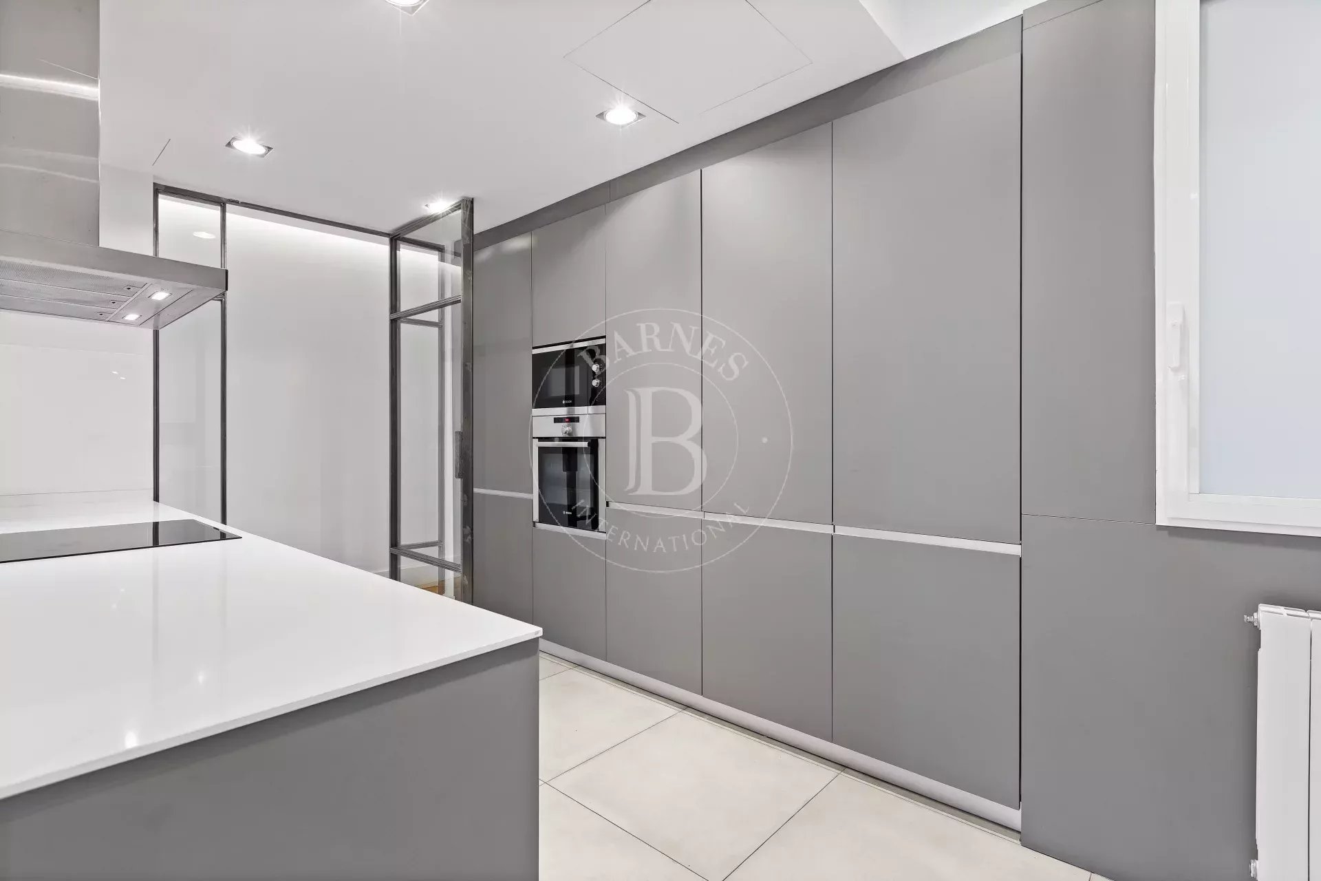 Daire Madrid - picture 12