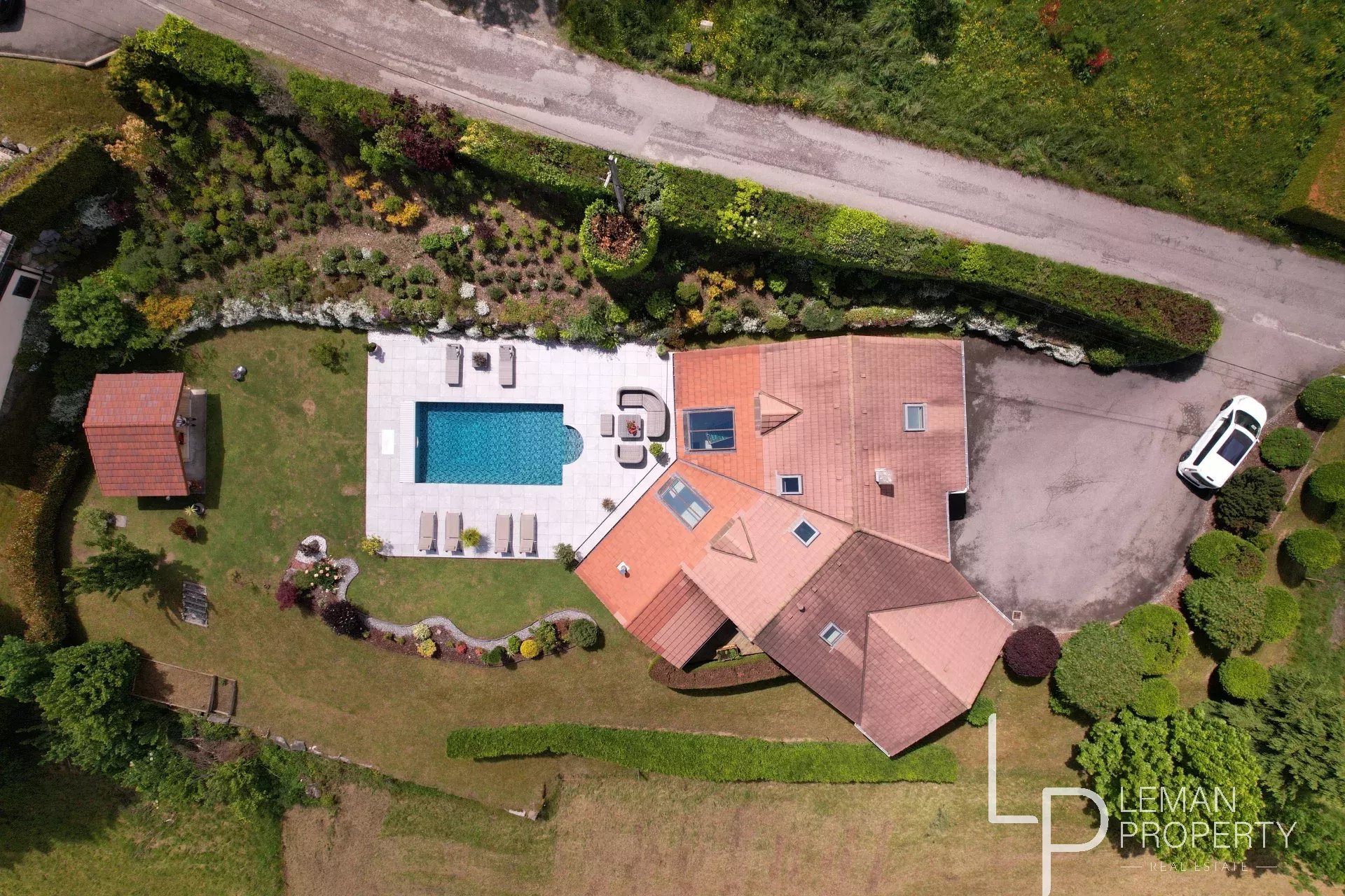 Vente de maison à Domancy au prix de 1315000€