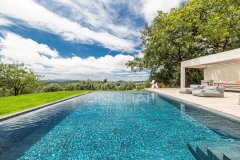 Contemporary Luxury Villa in Opio | Secure Legacy Estate French Riviera — photo 2 of 7