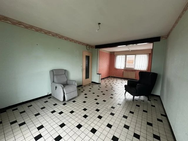 Maison bel étage, 3 chs, jardin, grand garage