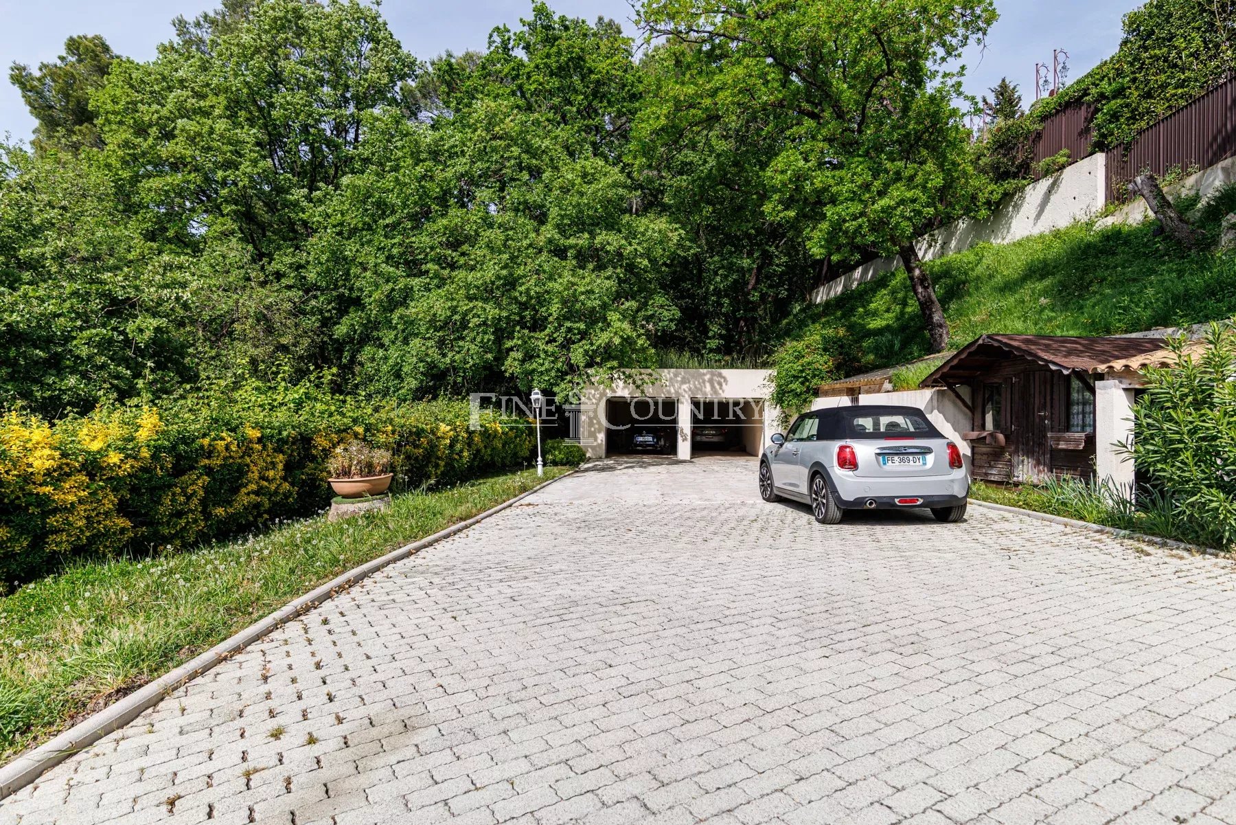 Photo of Sea View Villa - Castellaras Sector