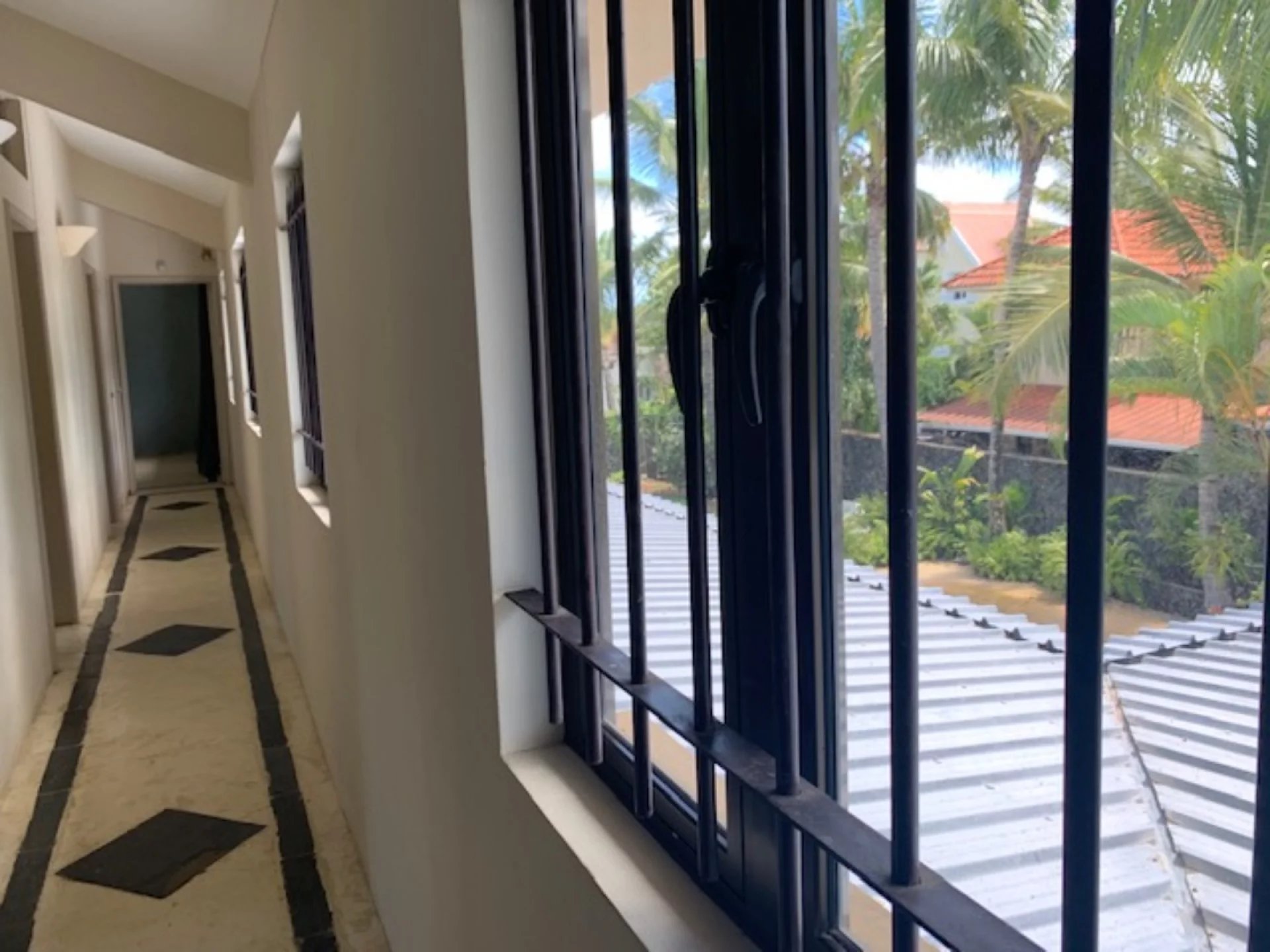 Ev Calodyne - picture 9