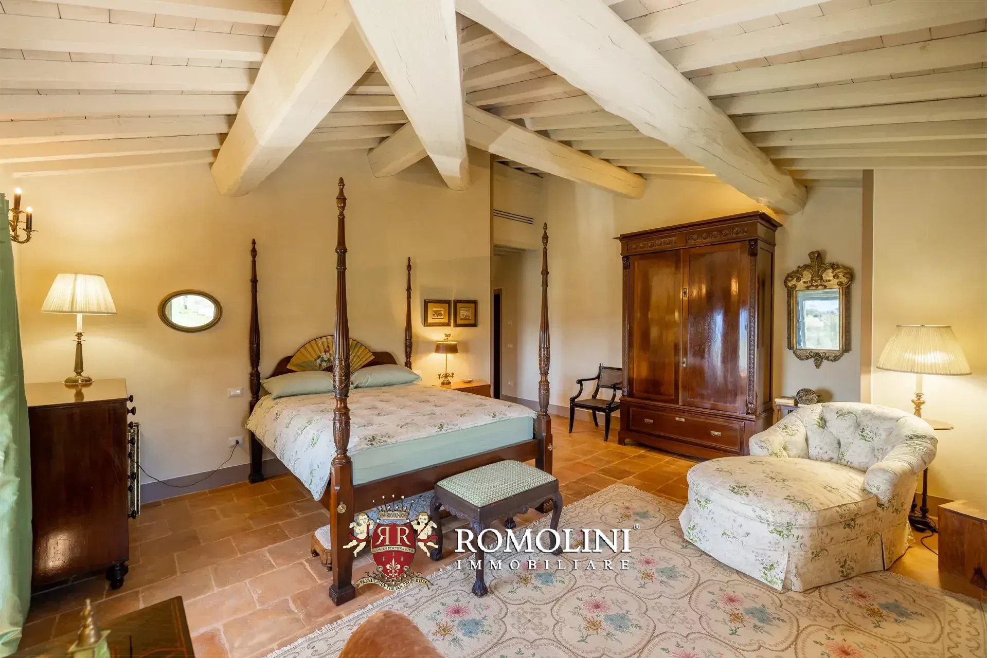 6 Bedroom Villa/Townhouse's Image 99