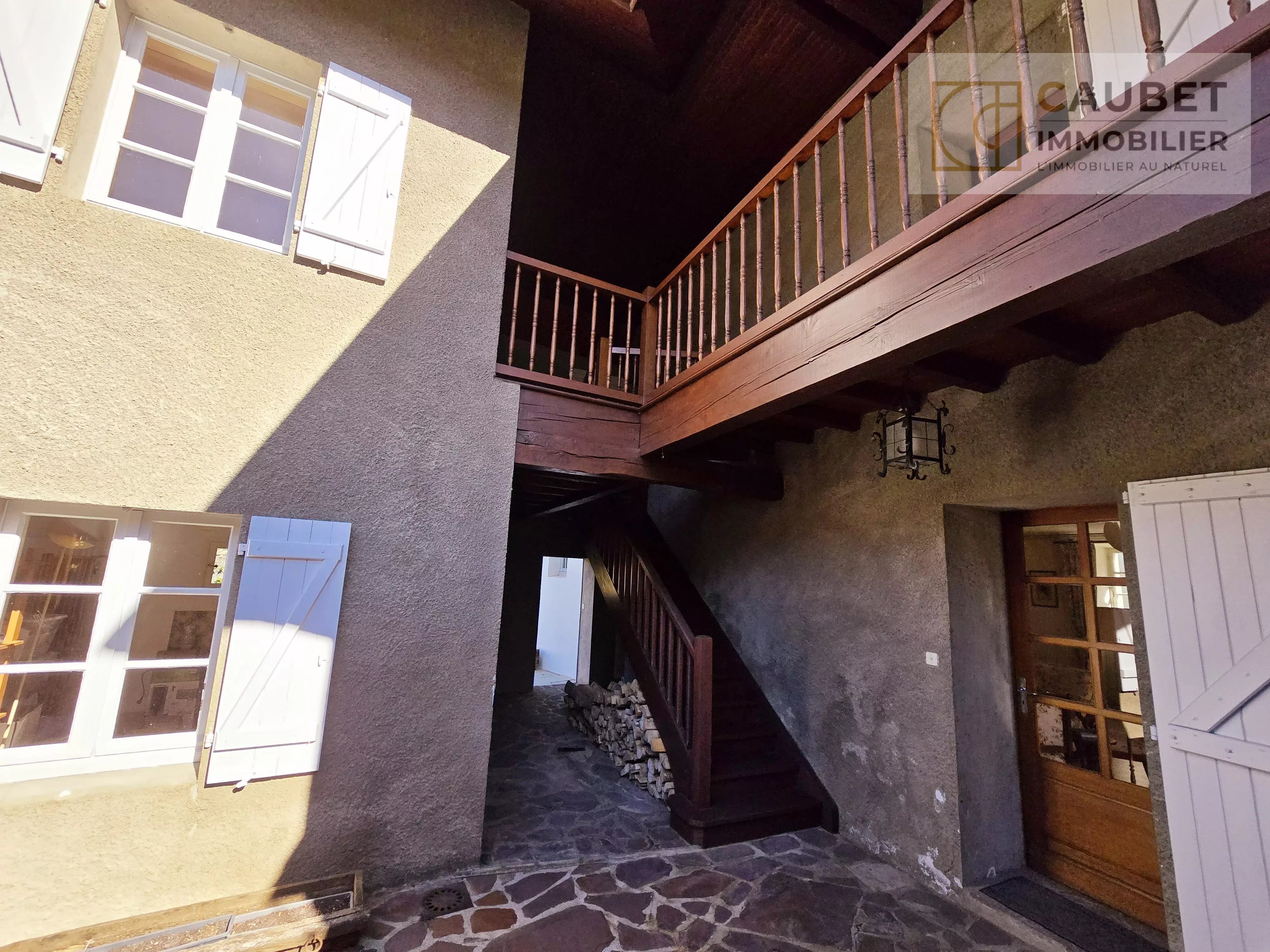 Sale Village house Campan