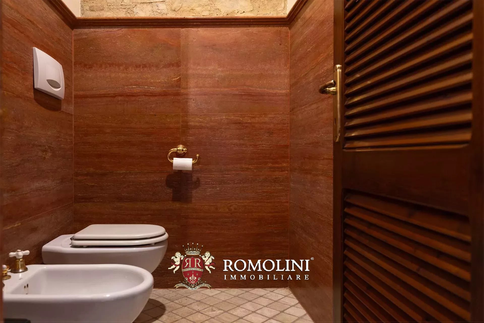 10 Bedroom Villa/Townhouse's Image 49