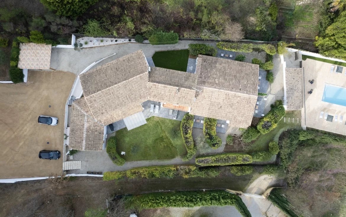 EXCEPTIONAL PROPERTY SALERNES 7 BEDROOMS