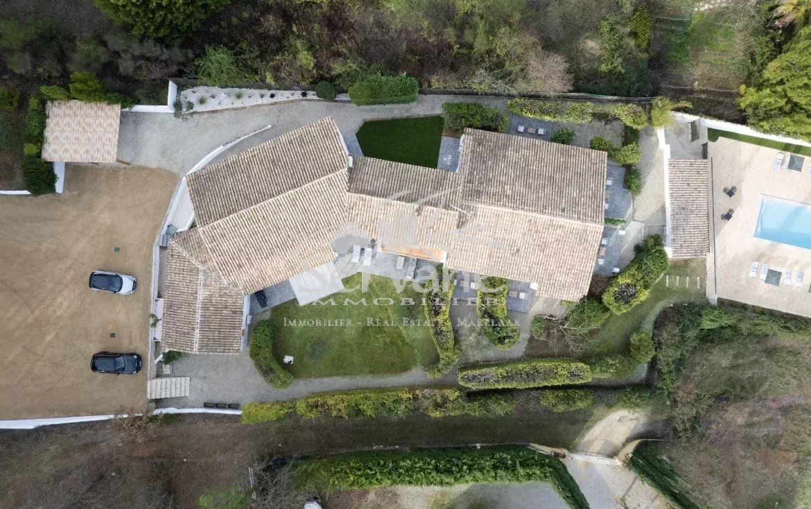 EXCEPTIONAL PROPERTY SALERNES 7 BEDROOMS