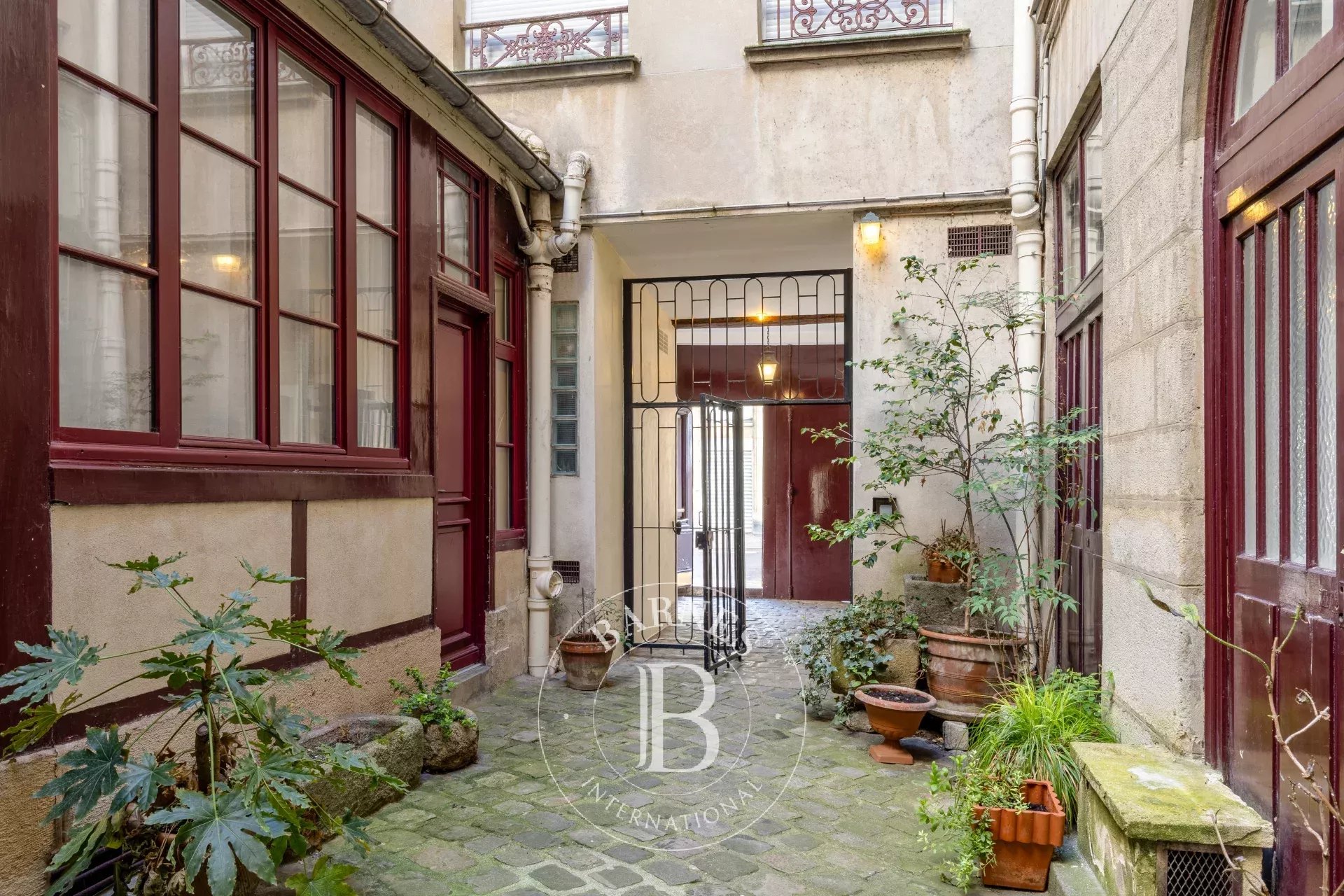 Daire Paris 3ème - picture 19