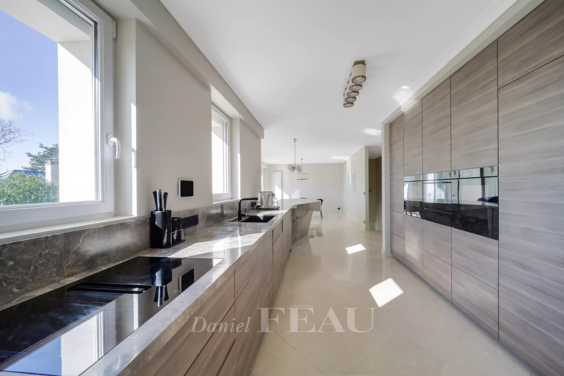 4 Bedroom Villa/Townhouse's Image 3