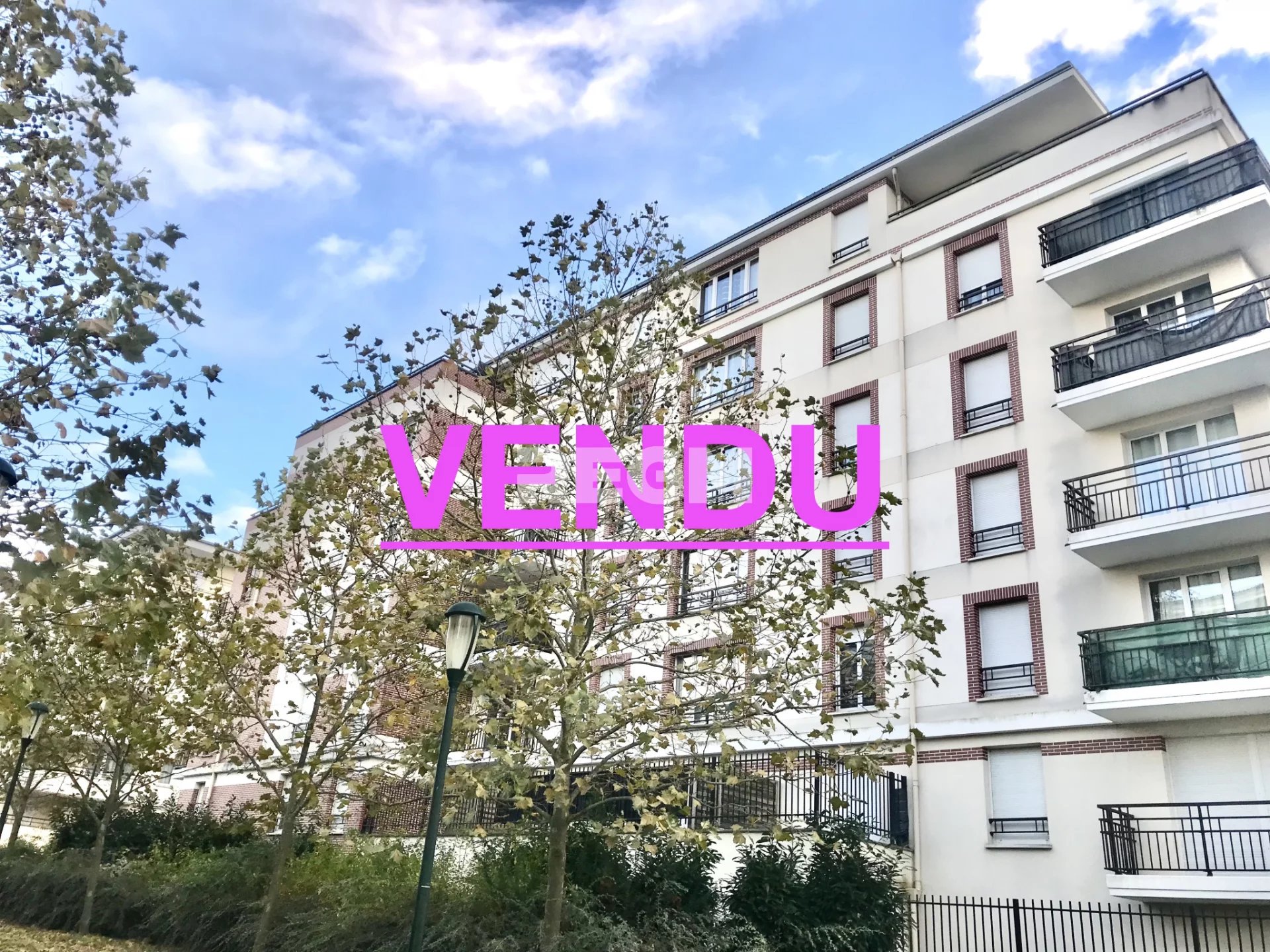 Appartement + parking privatif dans résidence récente et ent