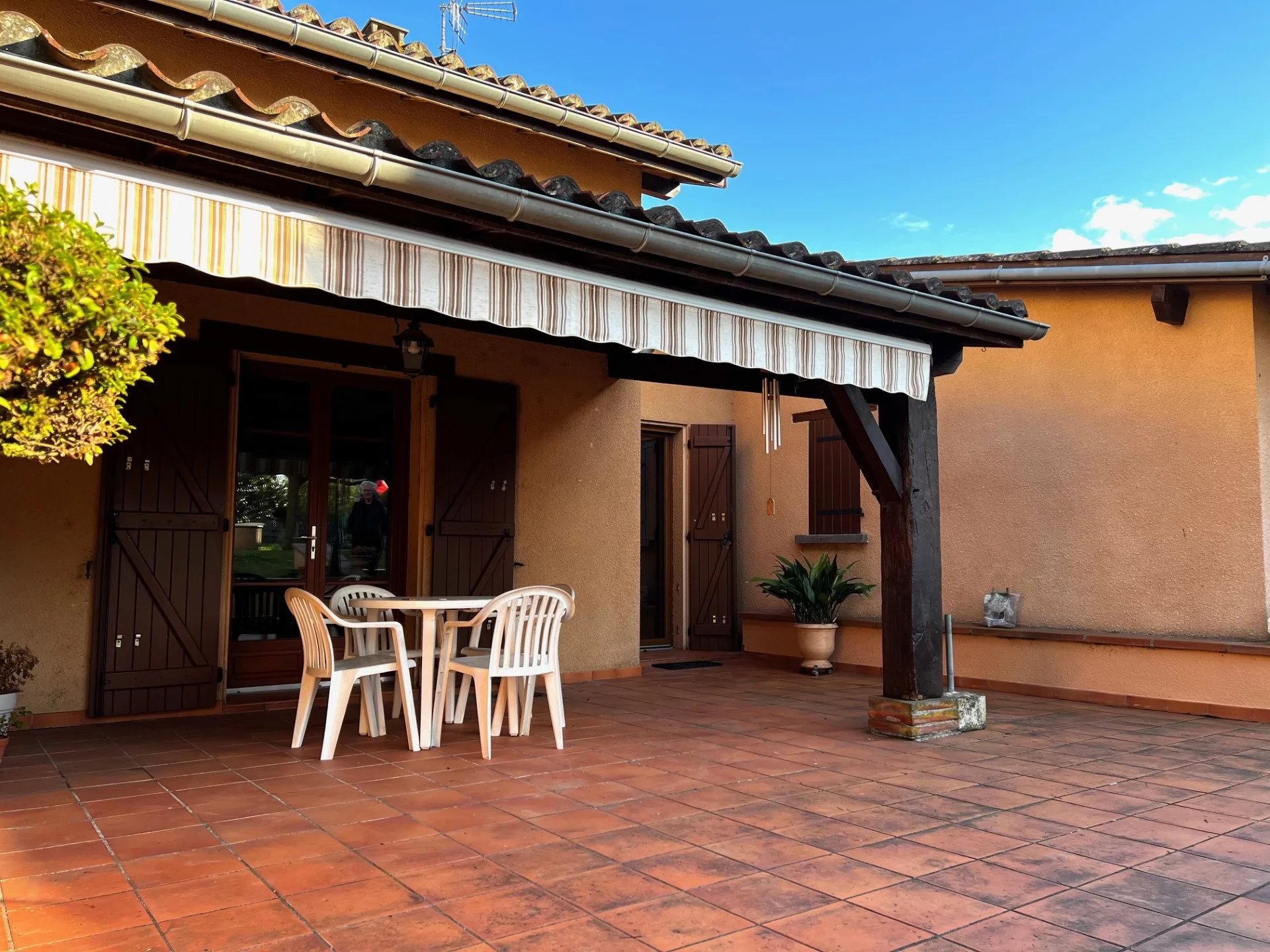 Maison parfait état avec jardin