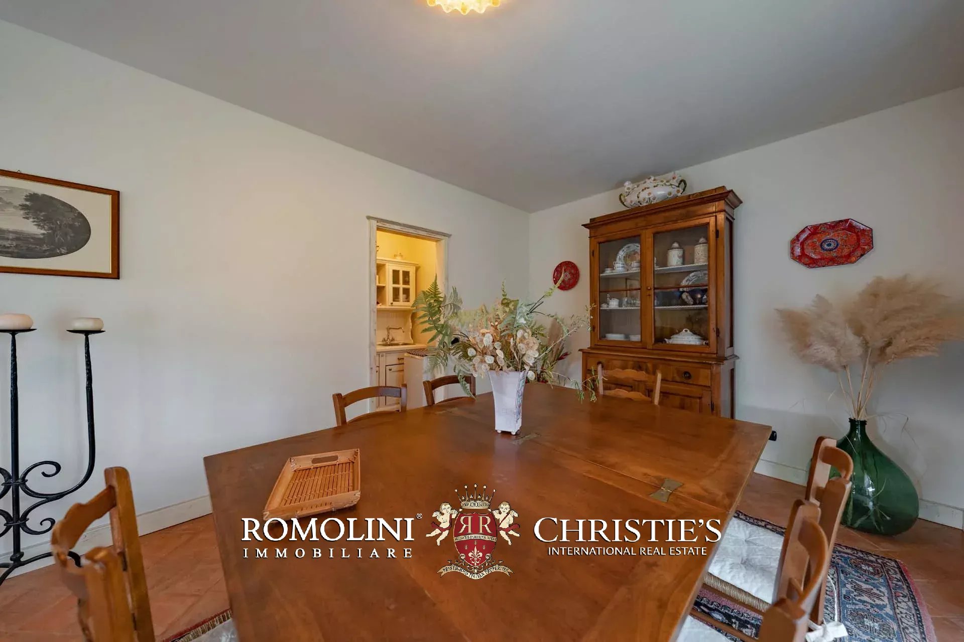 10 Bedroom Villa/Townhouse's Image 91