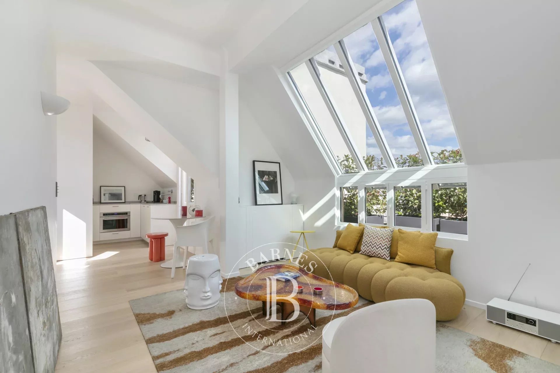 Apartment Paris 75008  -  ref 87000810 (picture 2)