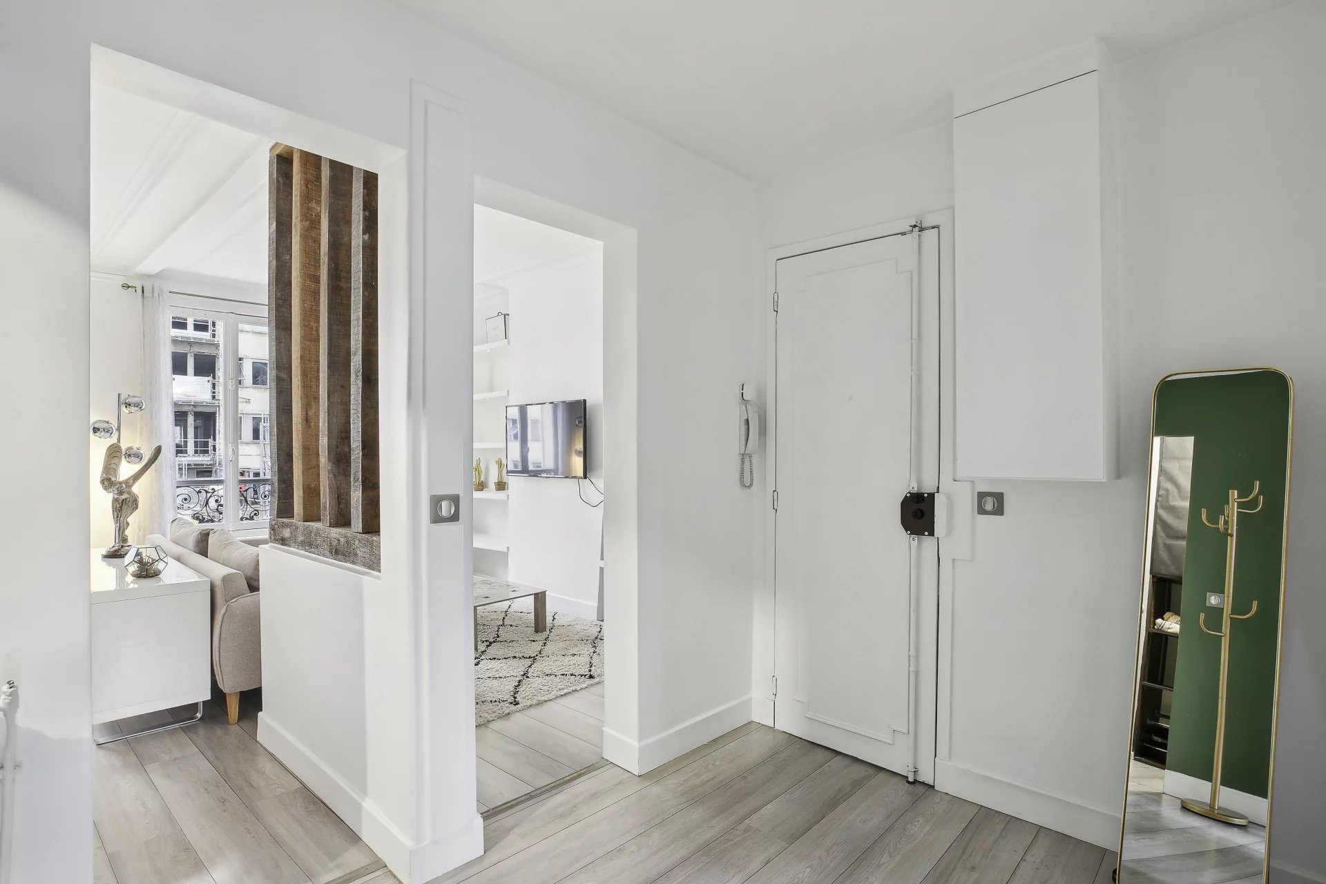 Neuilly - Hôtel de Ville - Two rooms