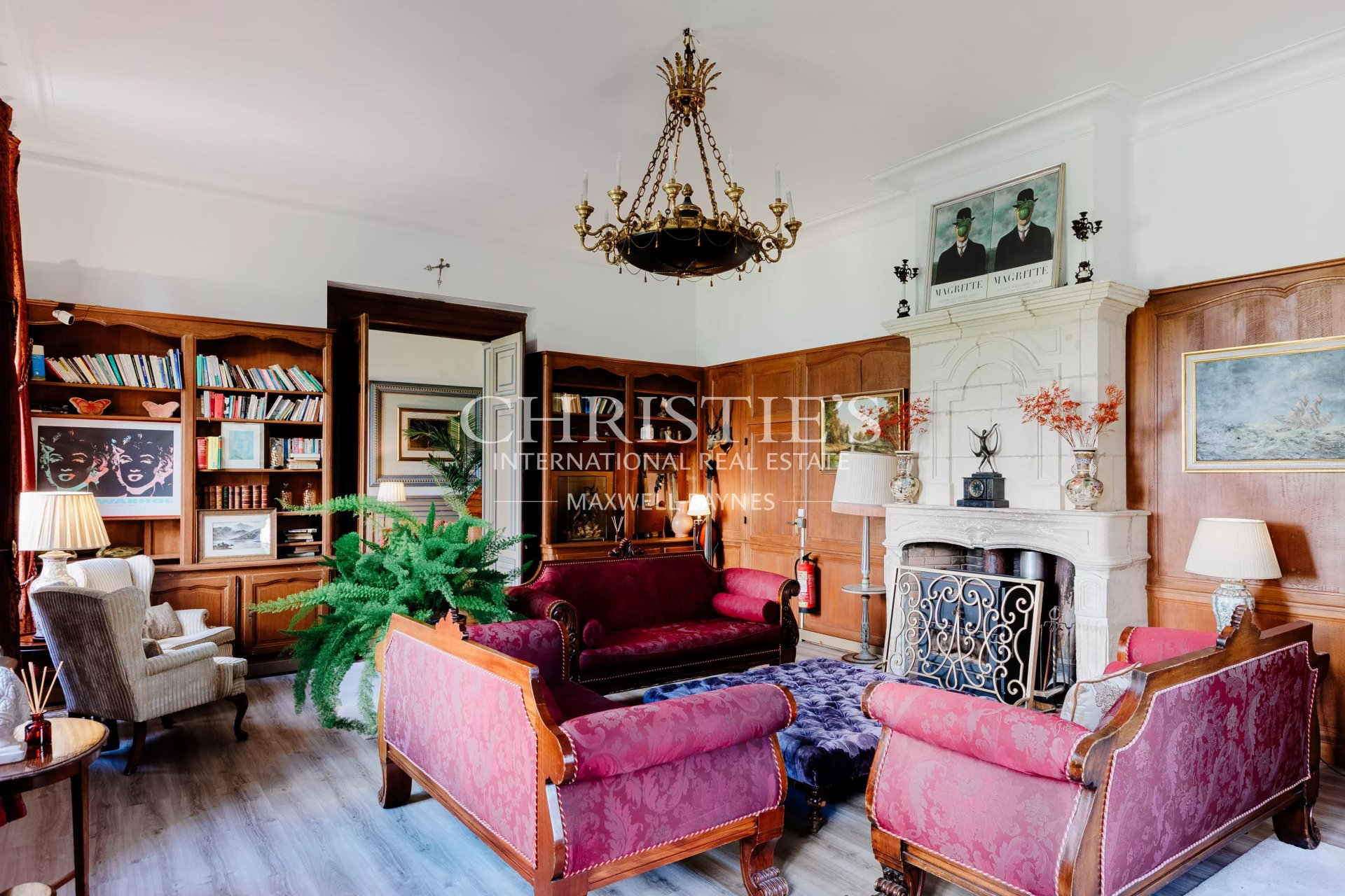 53 Bedroom Chateau's Image 4