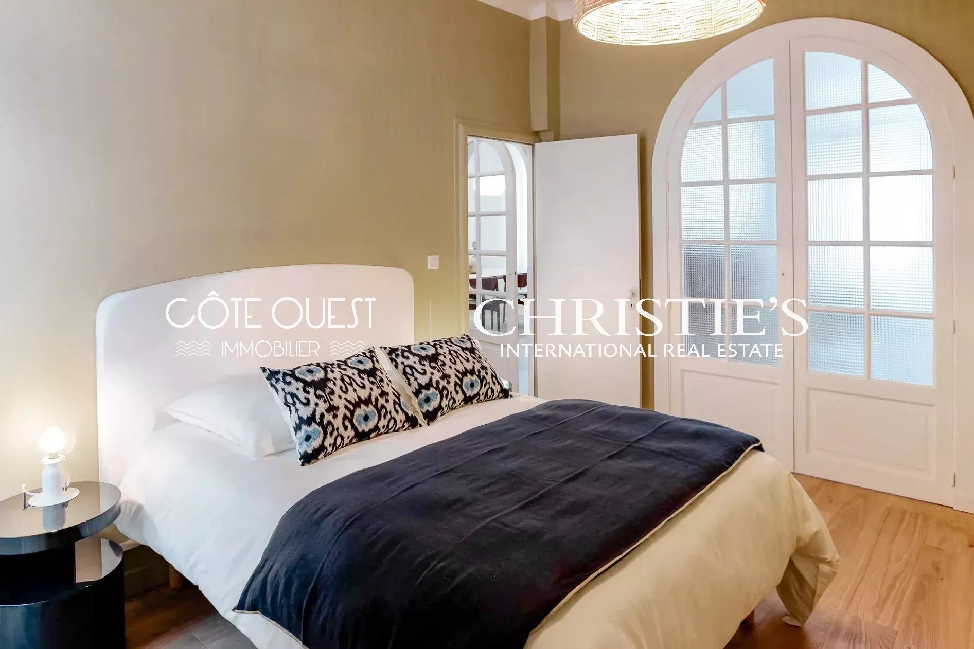 4 Bedroom Villa/Townhouse's Image 7
