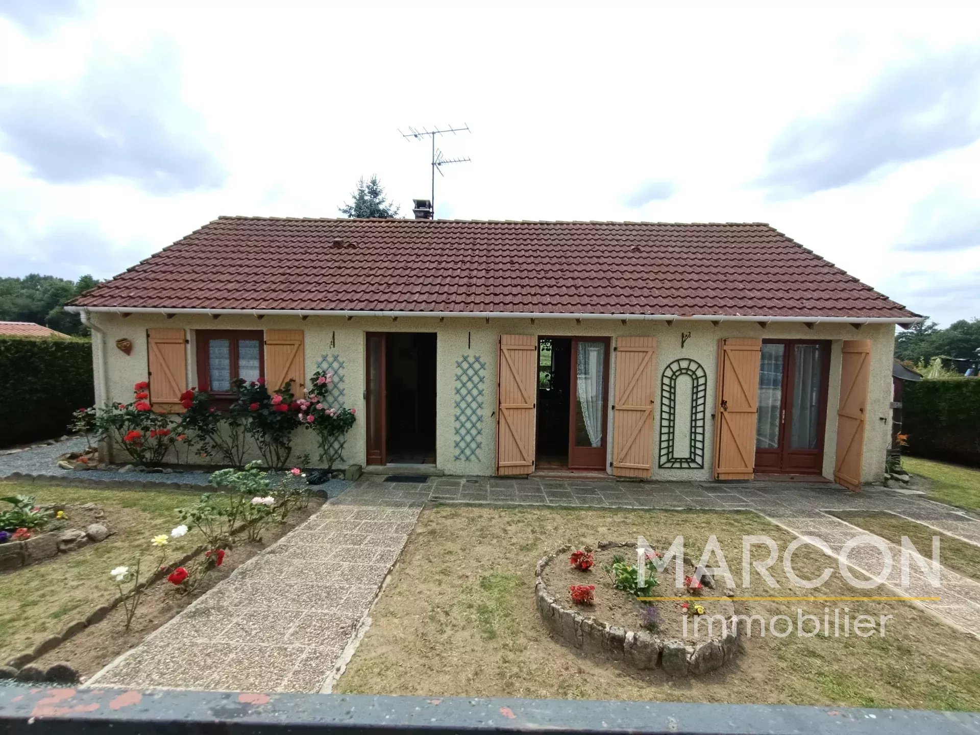 Agence immobilière de 