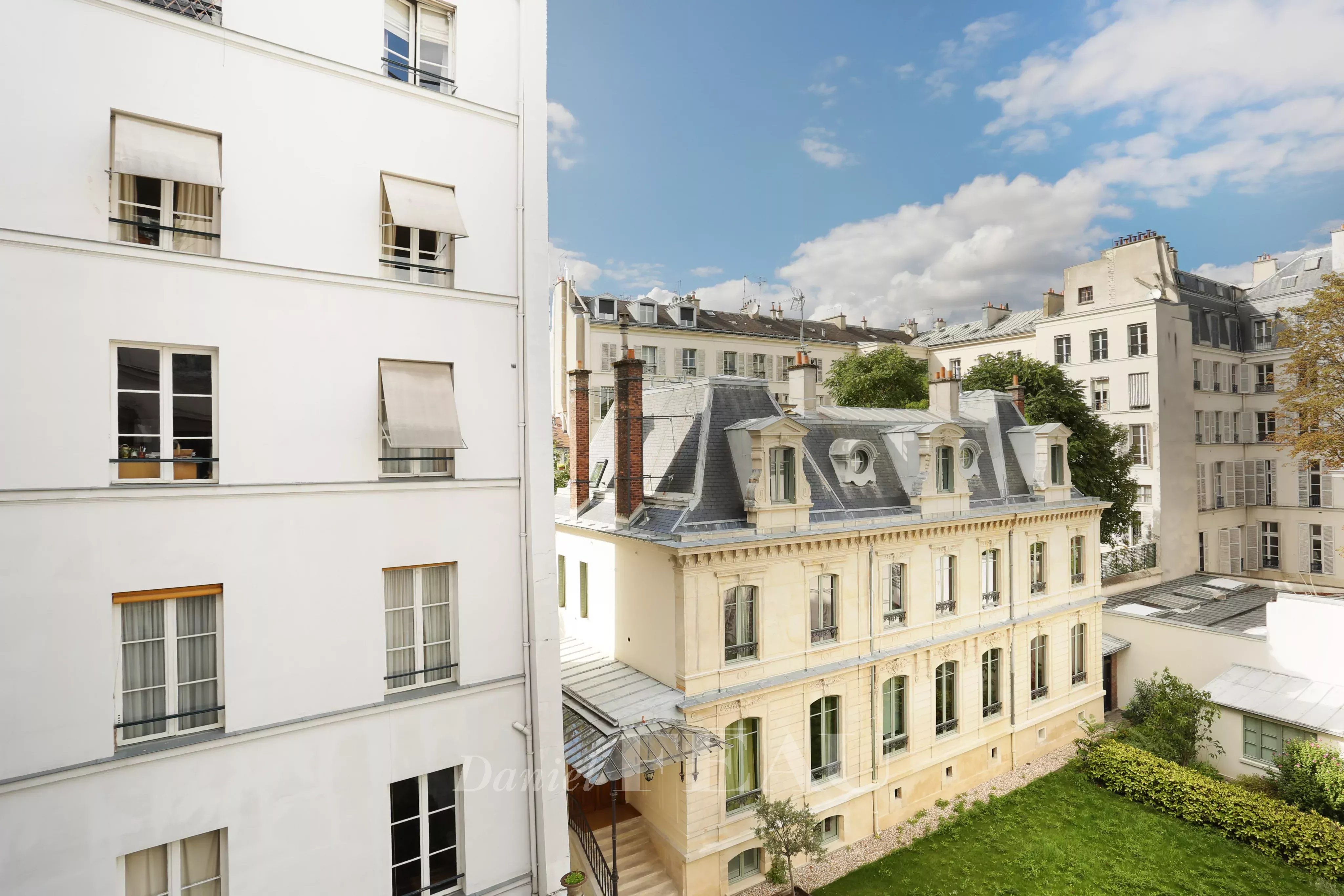 Sale Apartment Paris 6th