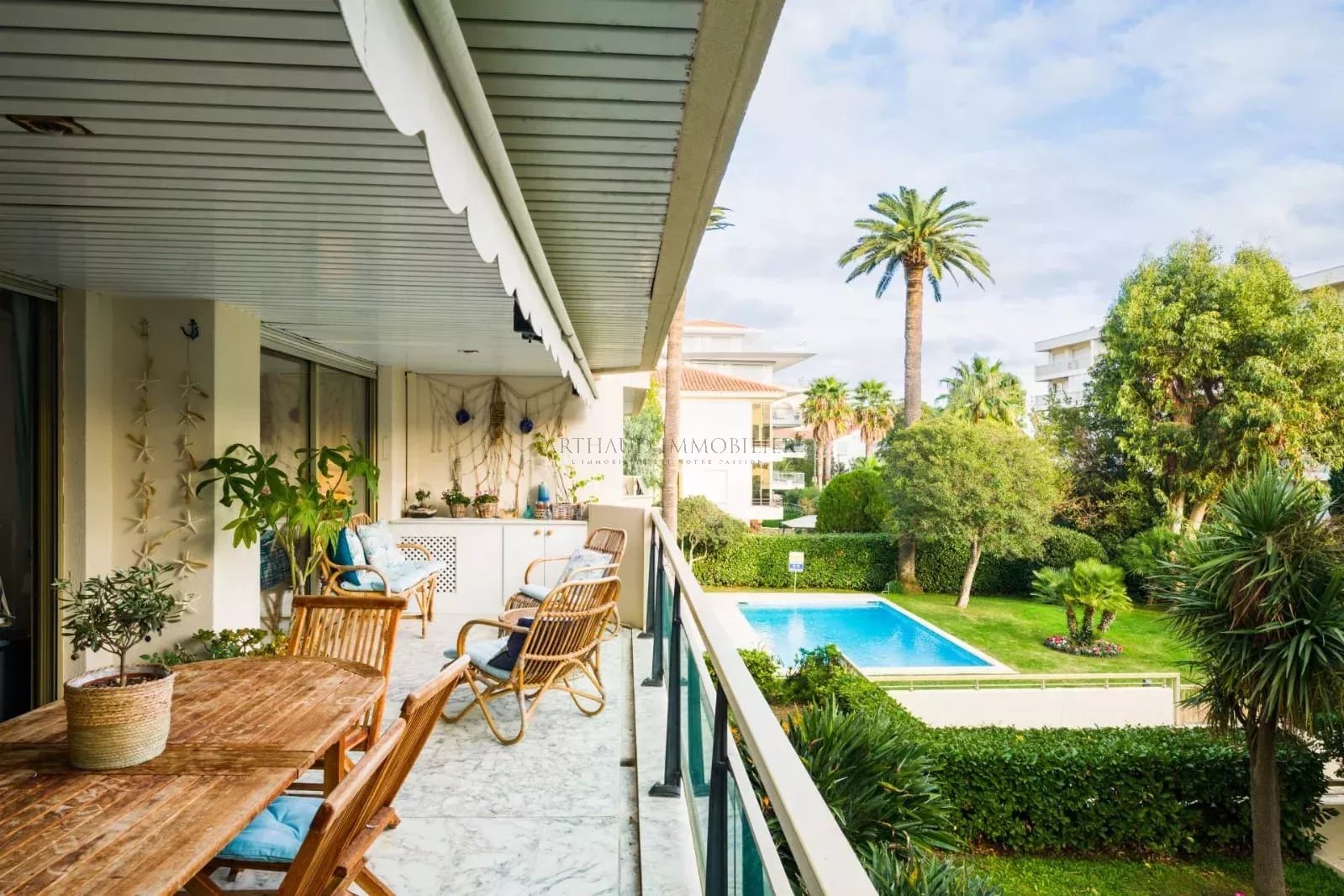 Agence immobilière de 