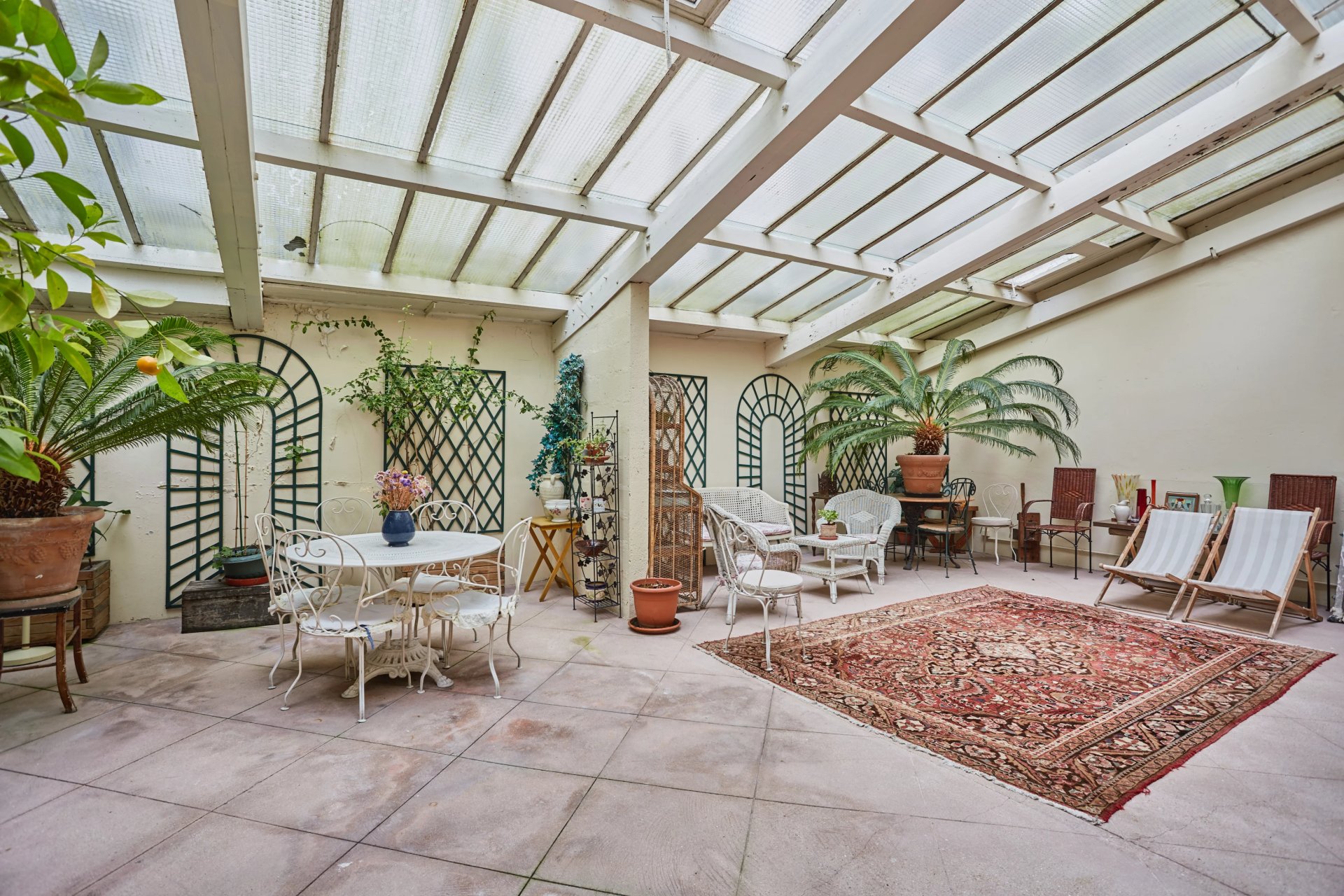 7 Bedroom Villa/Townhouse's Image 8