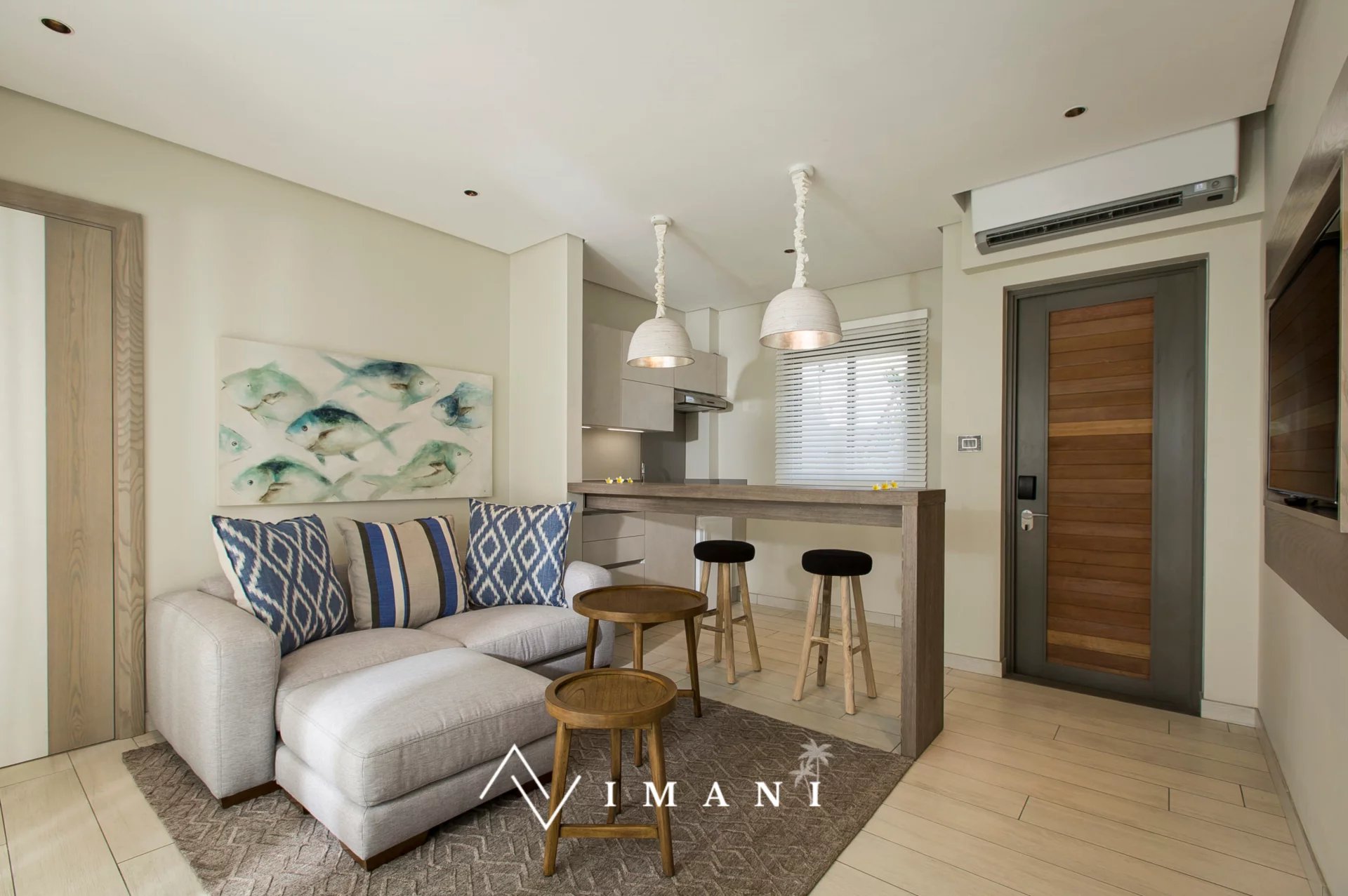 Suites - Hyannis - Beau Champ