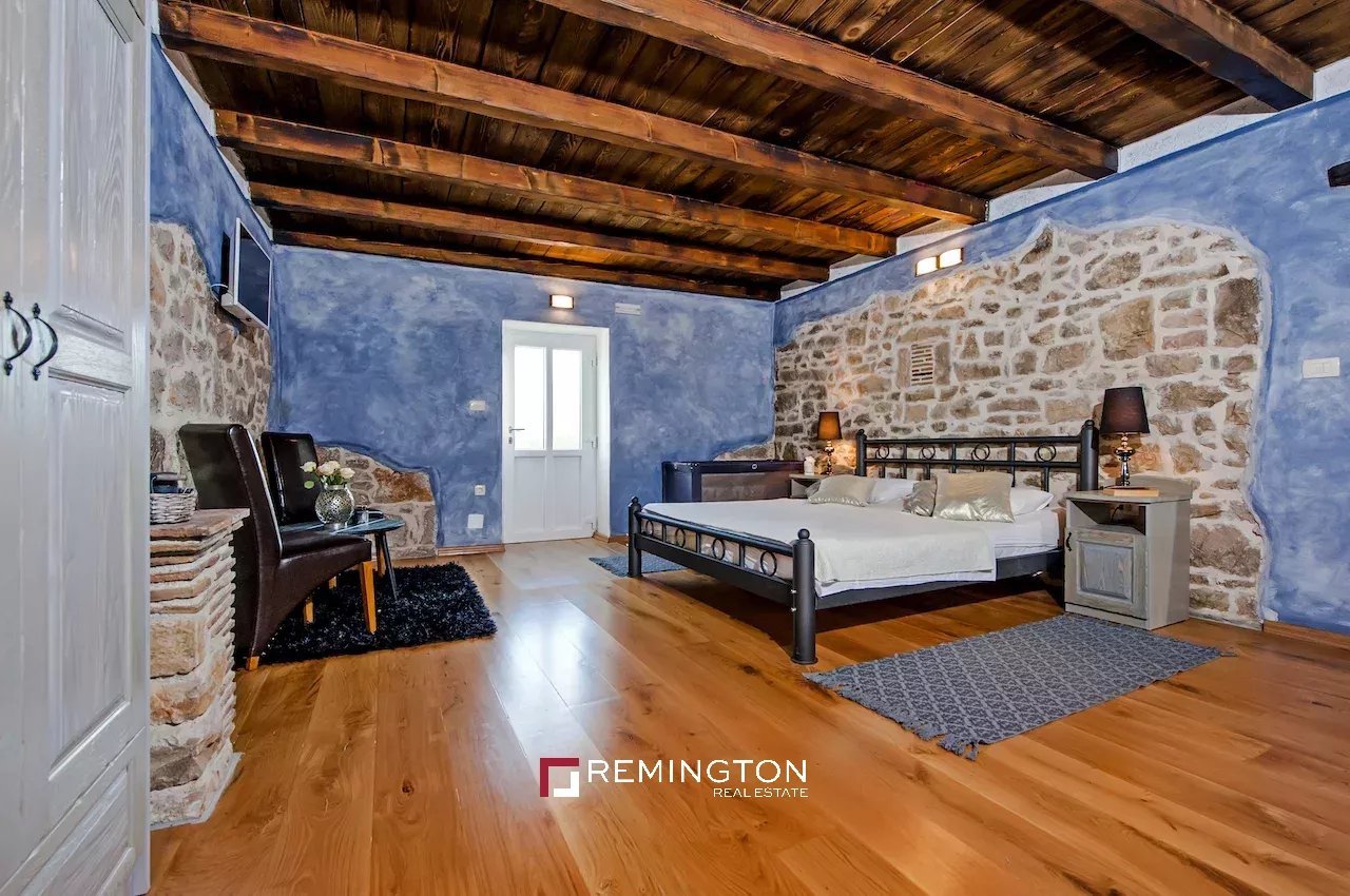 4 Bedroom Villa/Townhouse's Image 35