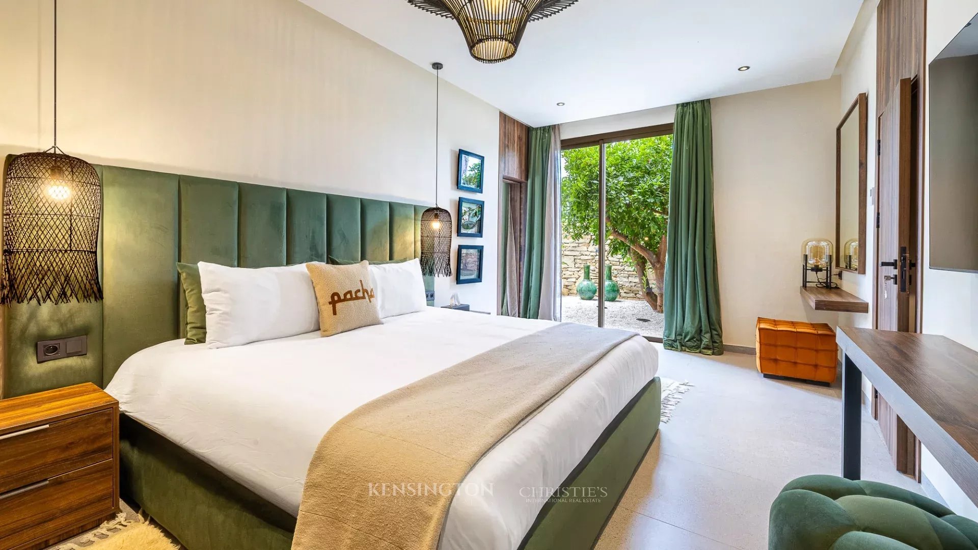 5 Bedroom Villa/Townhouse's Image 45