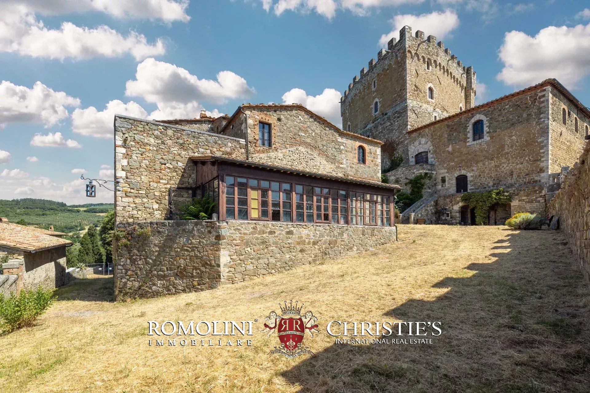 37 Bedroom Chateau's Image 14