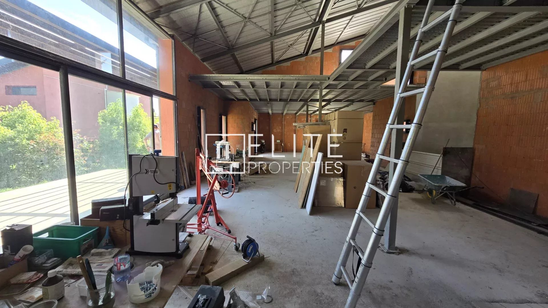 MAISON 200 m² AU CALME + GARAGE 140 m² – MOUANS-SARTOUX - Photo 5