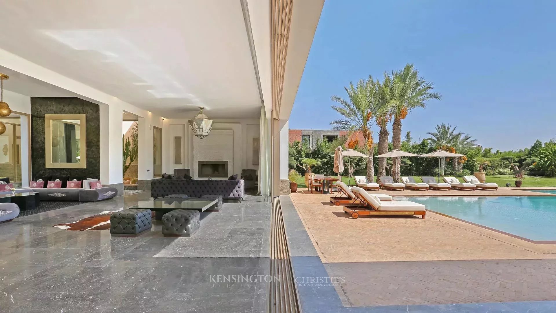 6 Bedroom Villa/Townhouse's Image 18