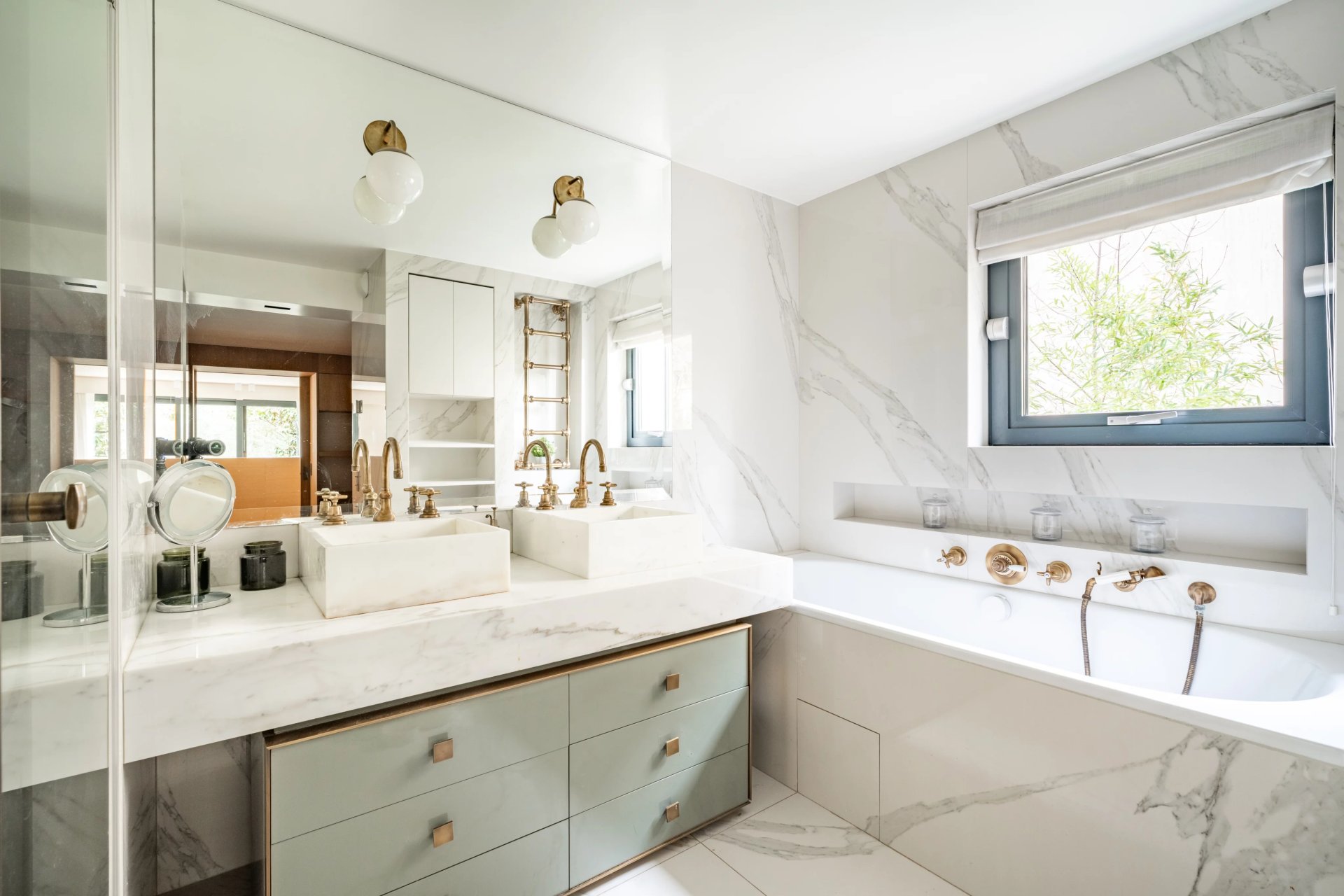 4 Bedroom Apartment/Flat's Image 11