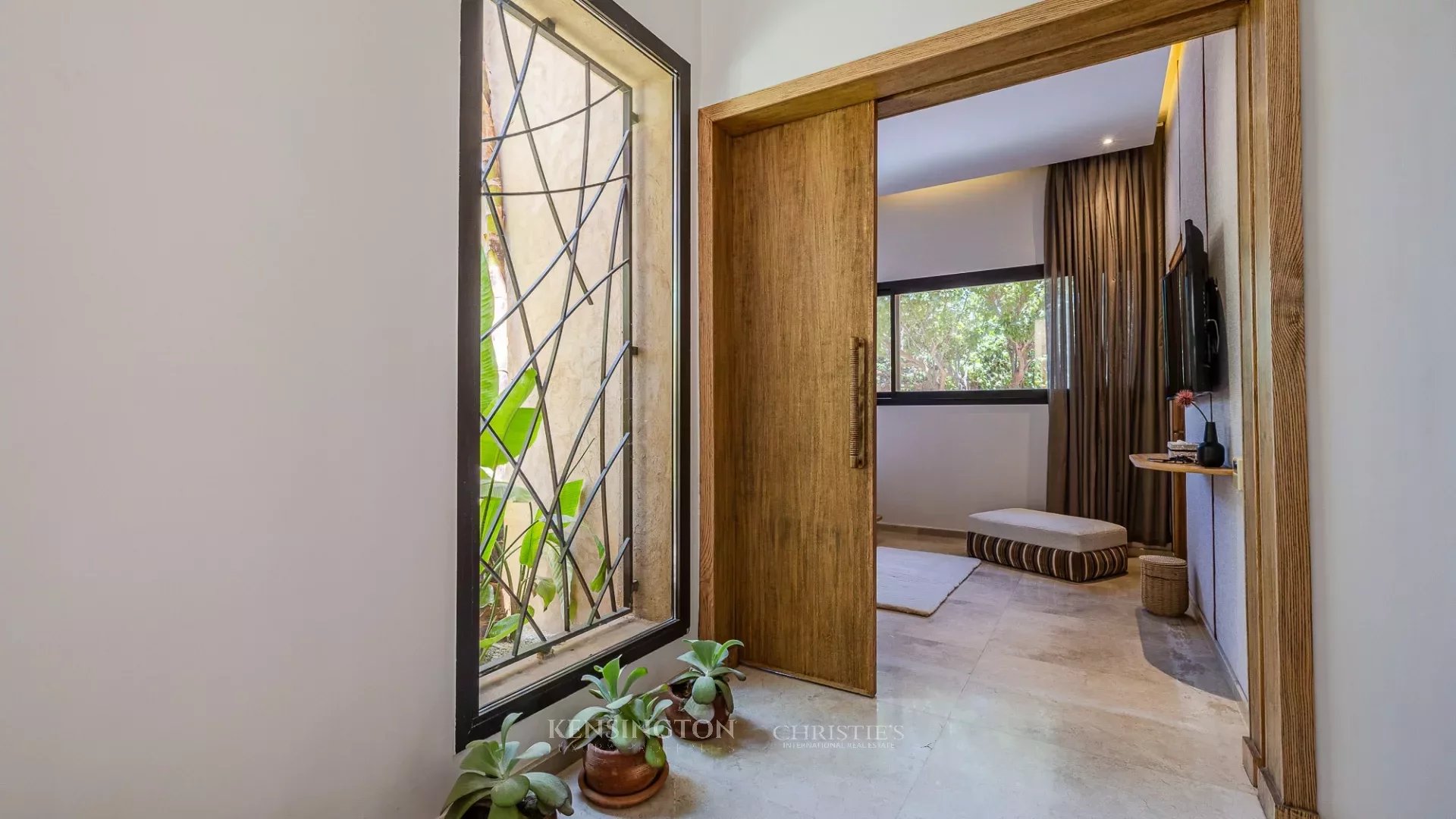 5 Bedroom Villa/Townhouse's Image 14