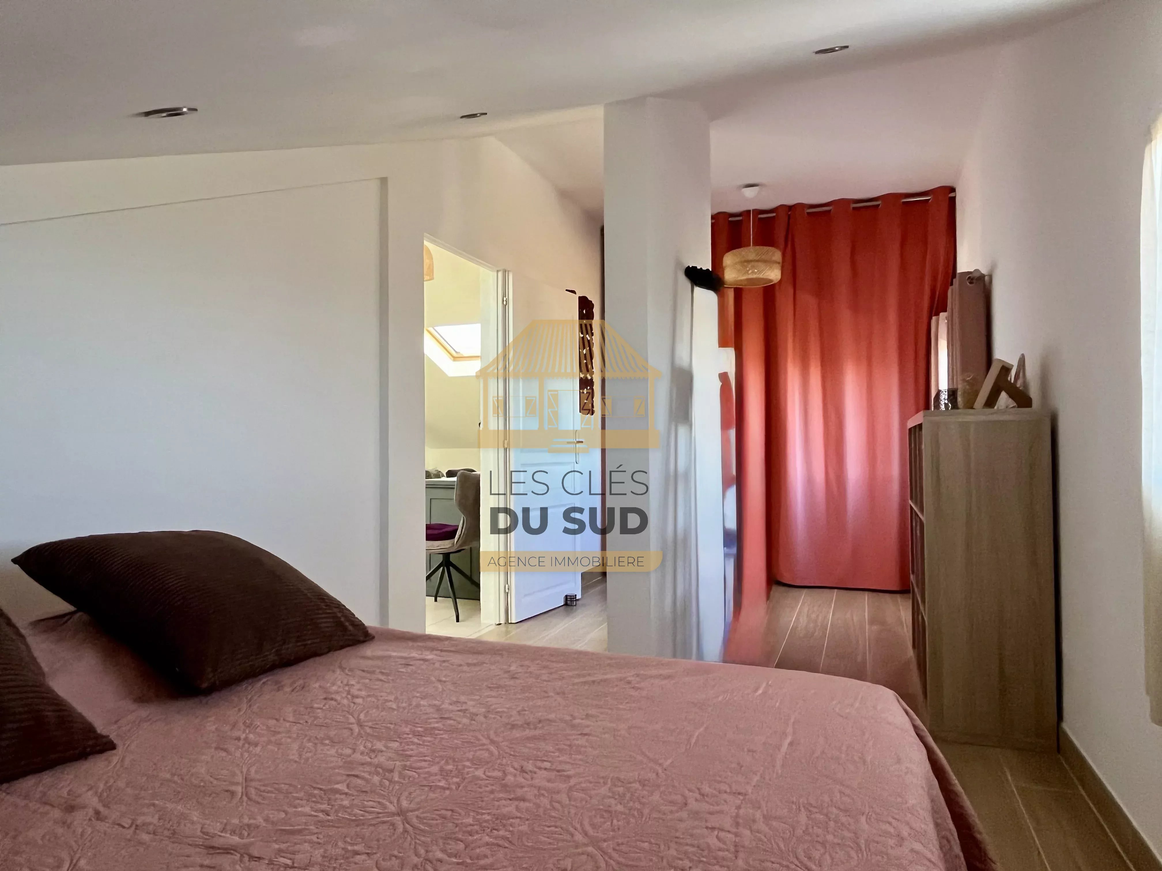 Villa familiale T5/6 spacieuse avec grand jardin plat et vue dégagée au Tampon – Pont d’Yves 97430