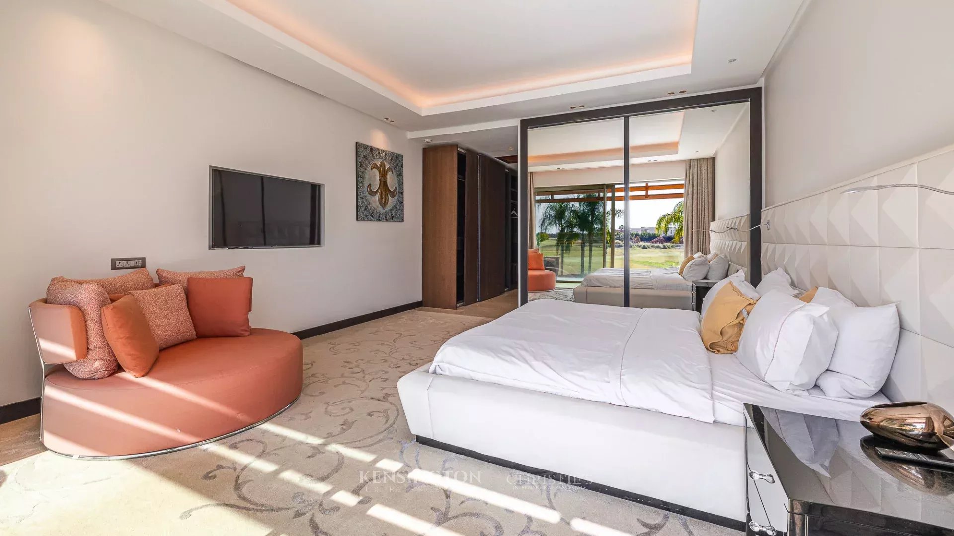 6 Bedroom Villa/Townhouse's Image 51