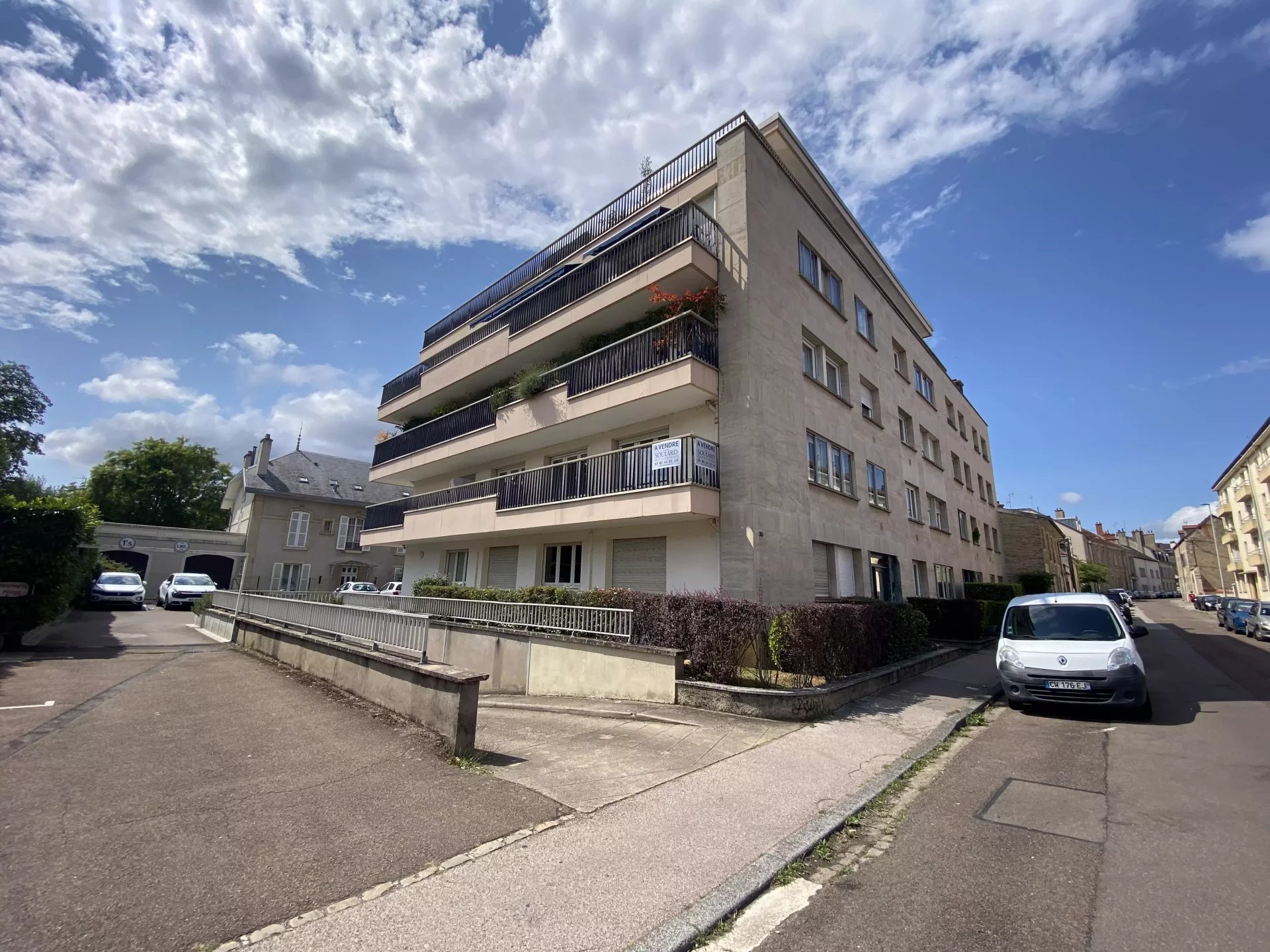 Agence immobilière de 