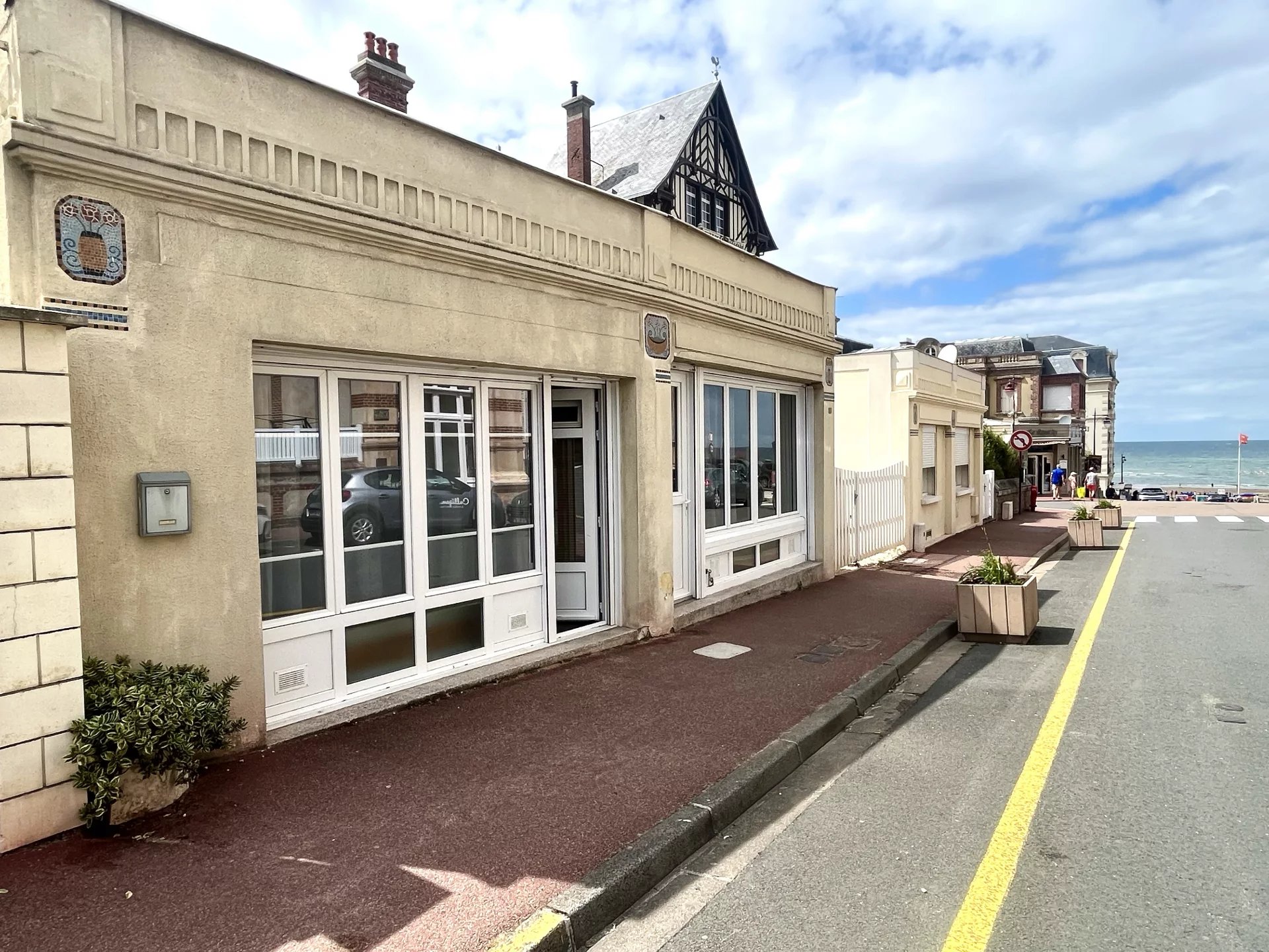 Agence immobilière de 