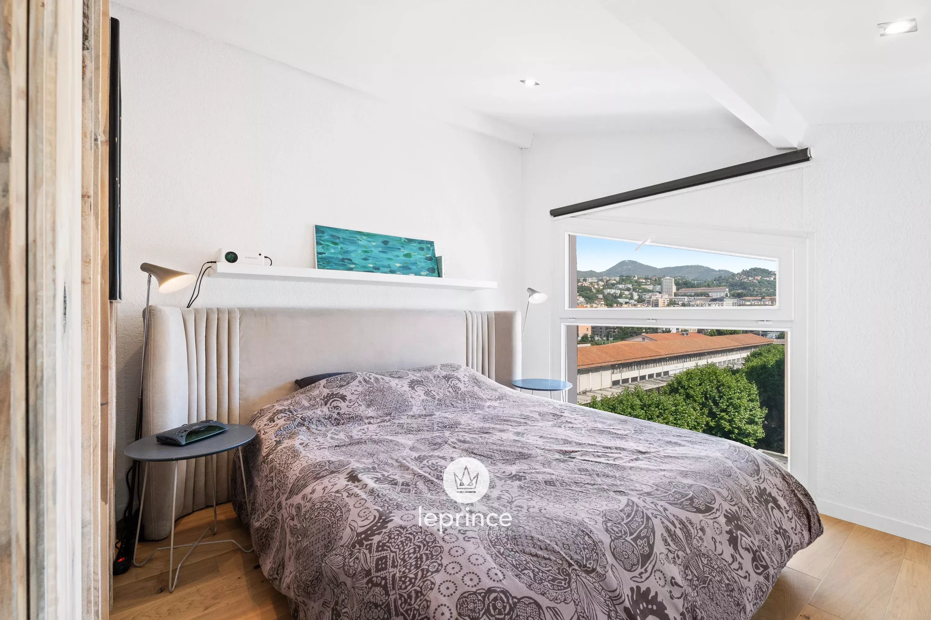 Nice Saint-Roch: 2-Bedroom Apartment – Terrace – Garage & Cellar