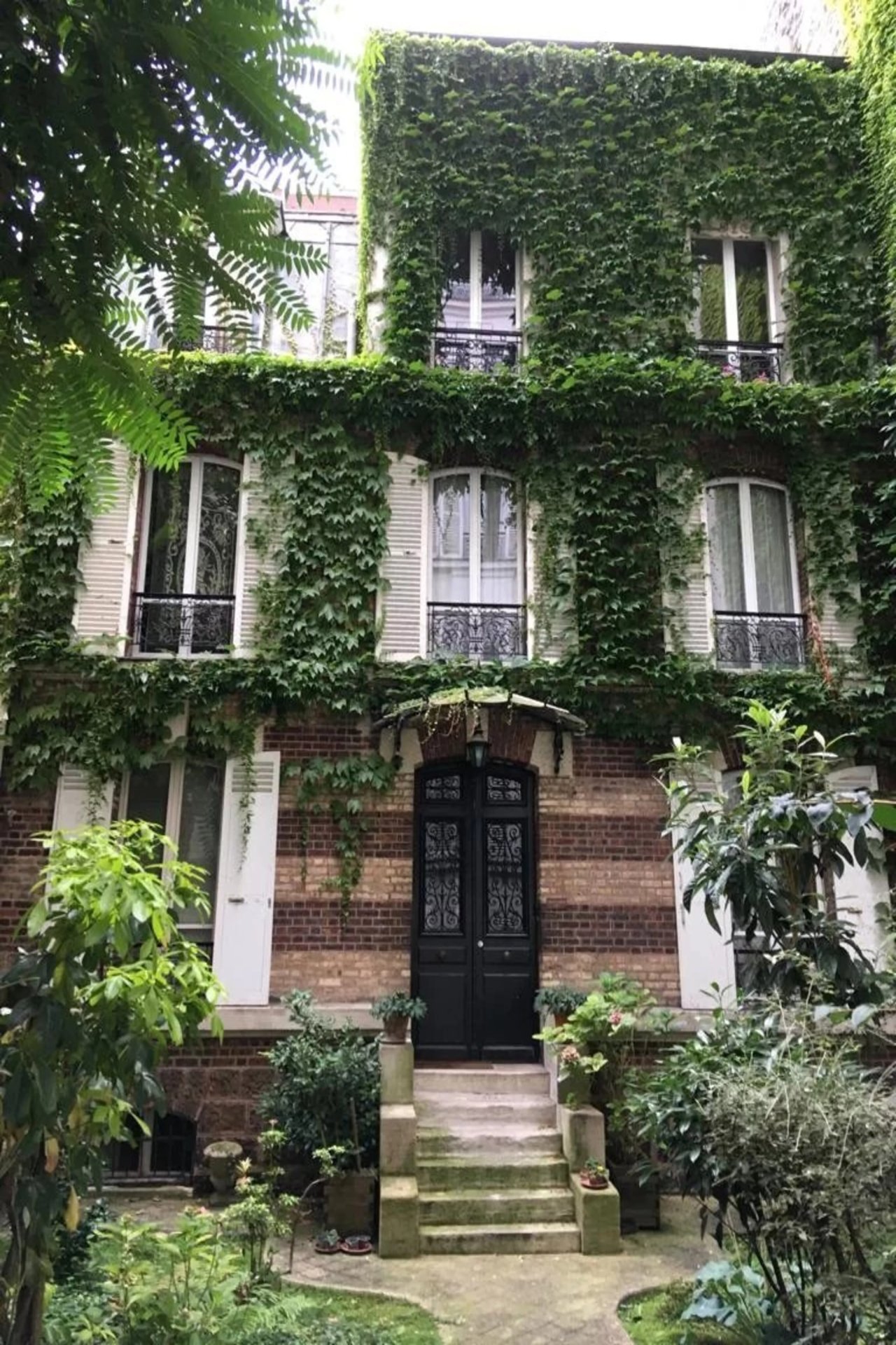 7 Bedroom Villa/Townhouse's Image 23