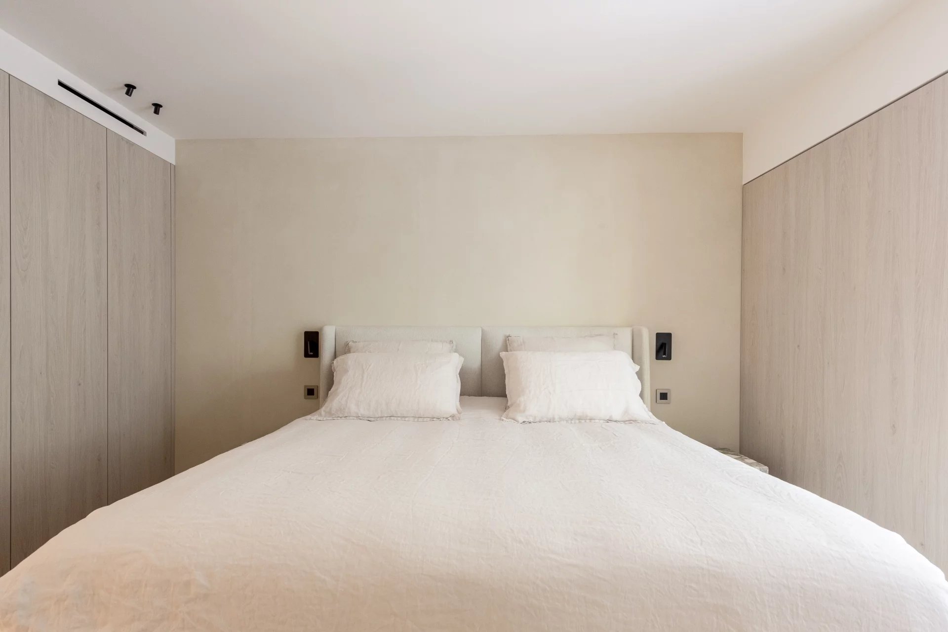  Image of Apartment - 3 Bedrooms - 3 Bathrooms for Sale in Alpes-Maritimes-Cannes-France, Image 20