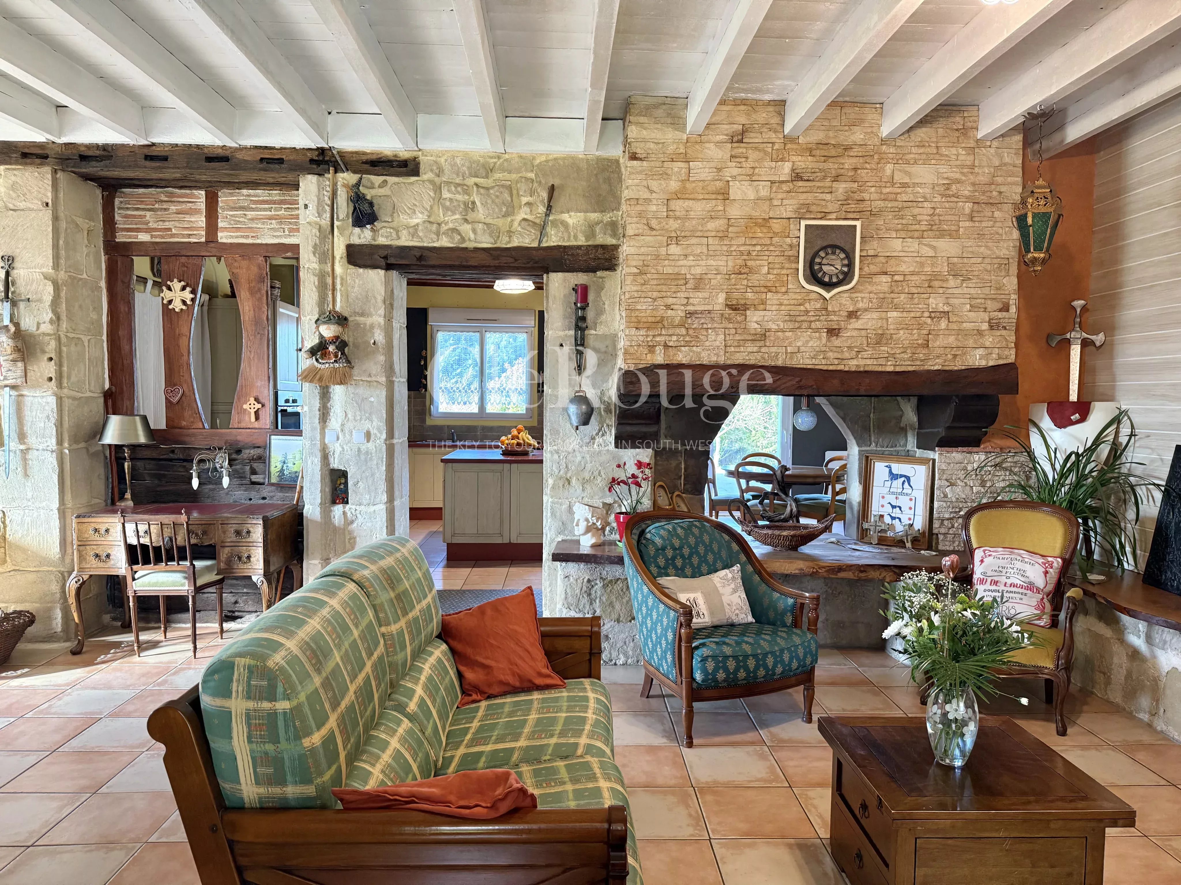 Close to Eymet - Charming 5 bedroom stone property