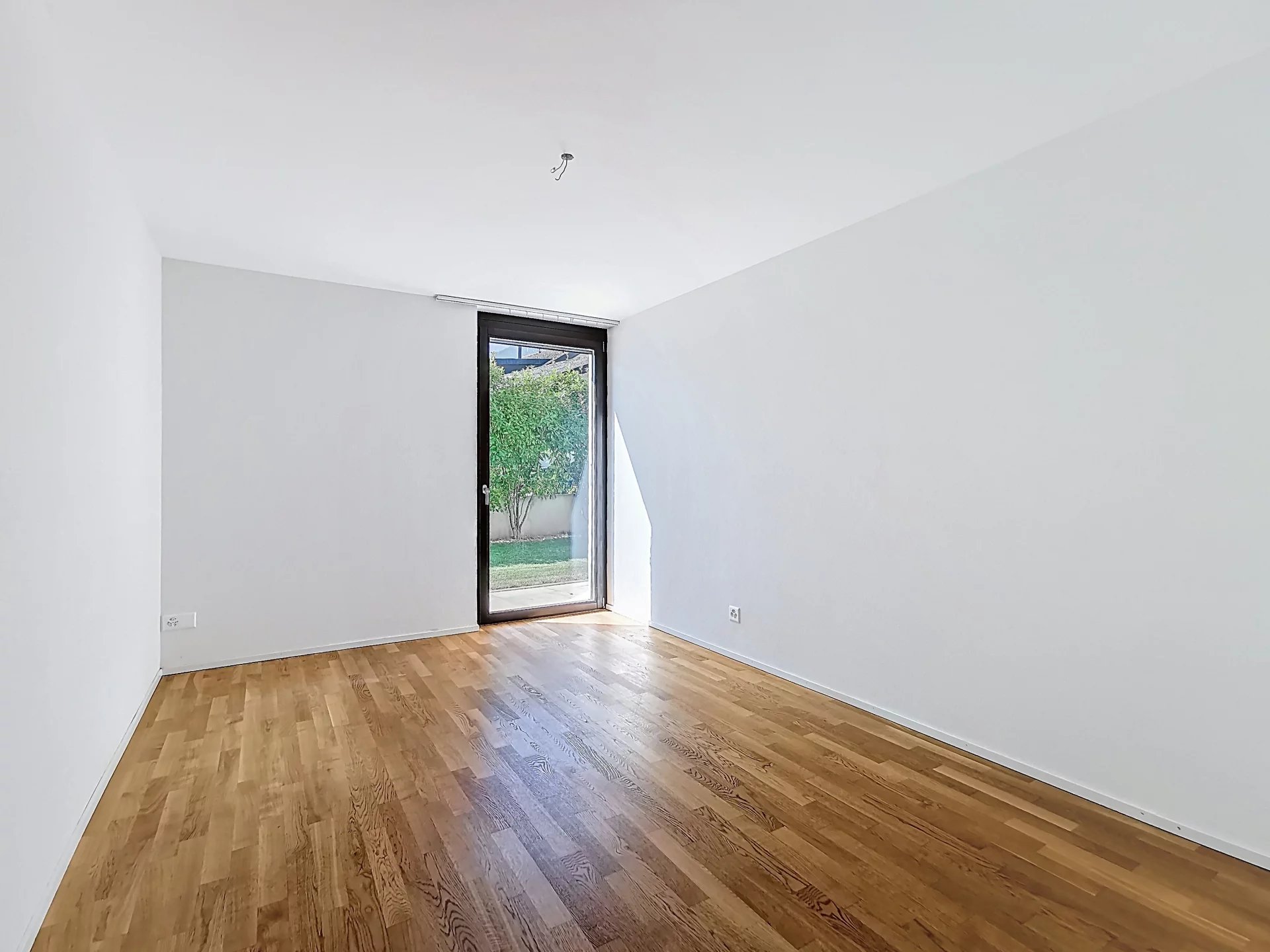 Appartement de 4.5 pièces dans le calme de Chessel