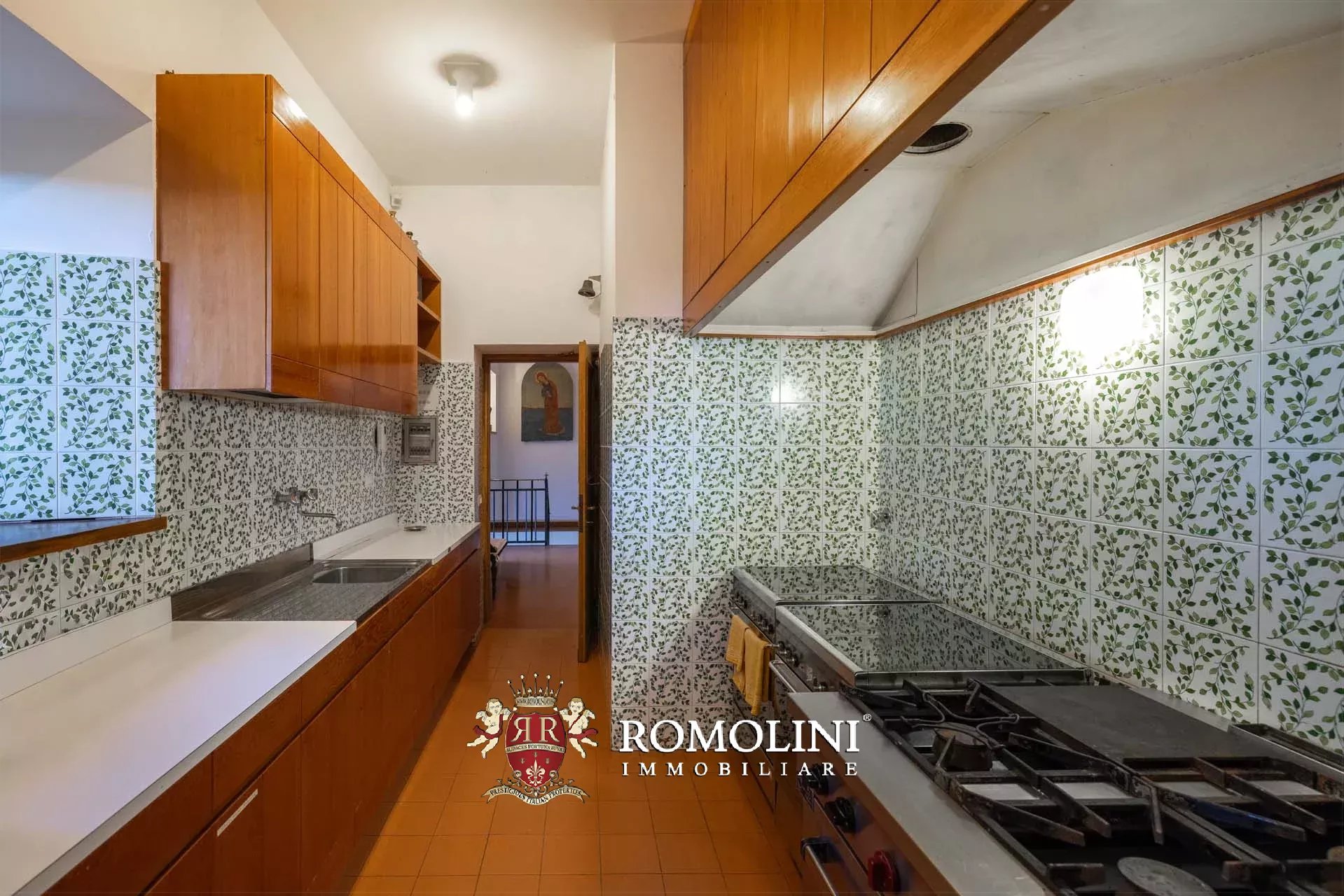30 Bedroom Villa/Townhouse's Image 28