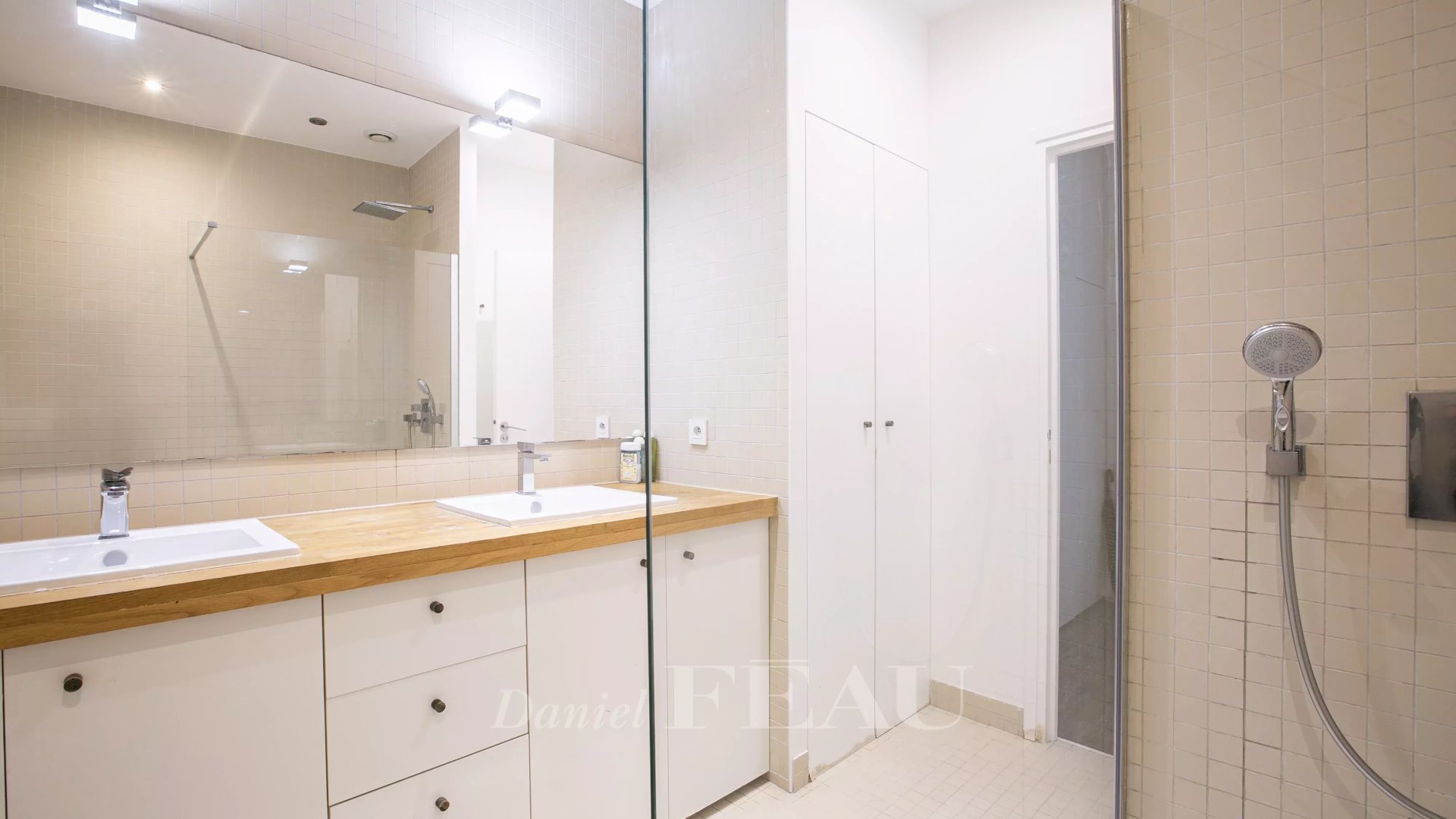 3 Bedroom Apartment/Flat's Image 10