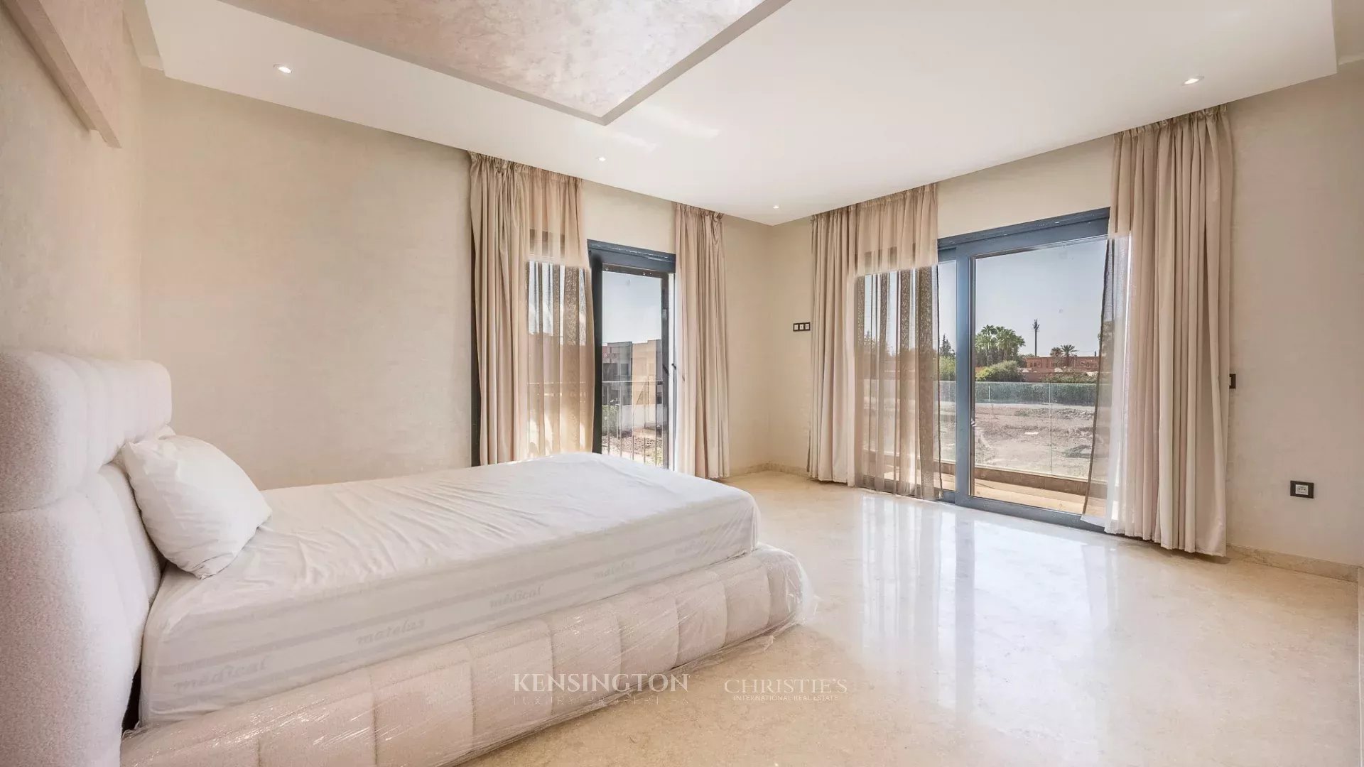 4 Bedroom Villa/Townhouse's Image 18