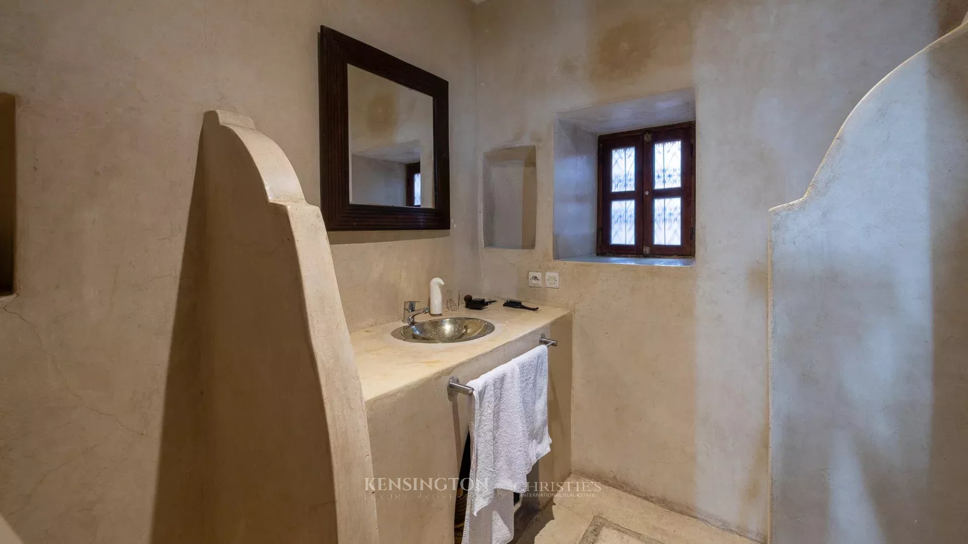 4 Bedroom Villa/Townhouse's Image 19