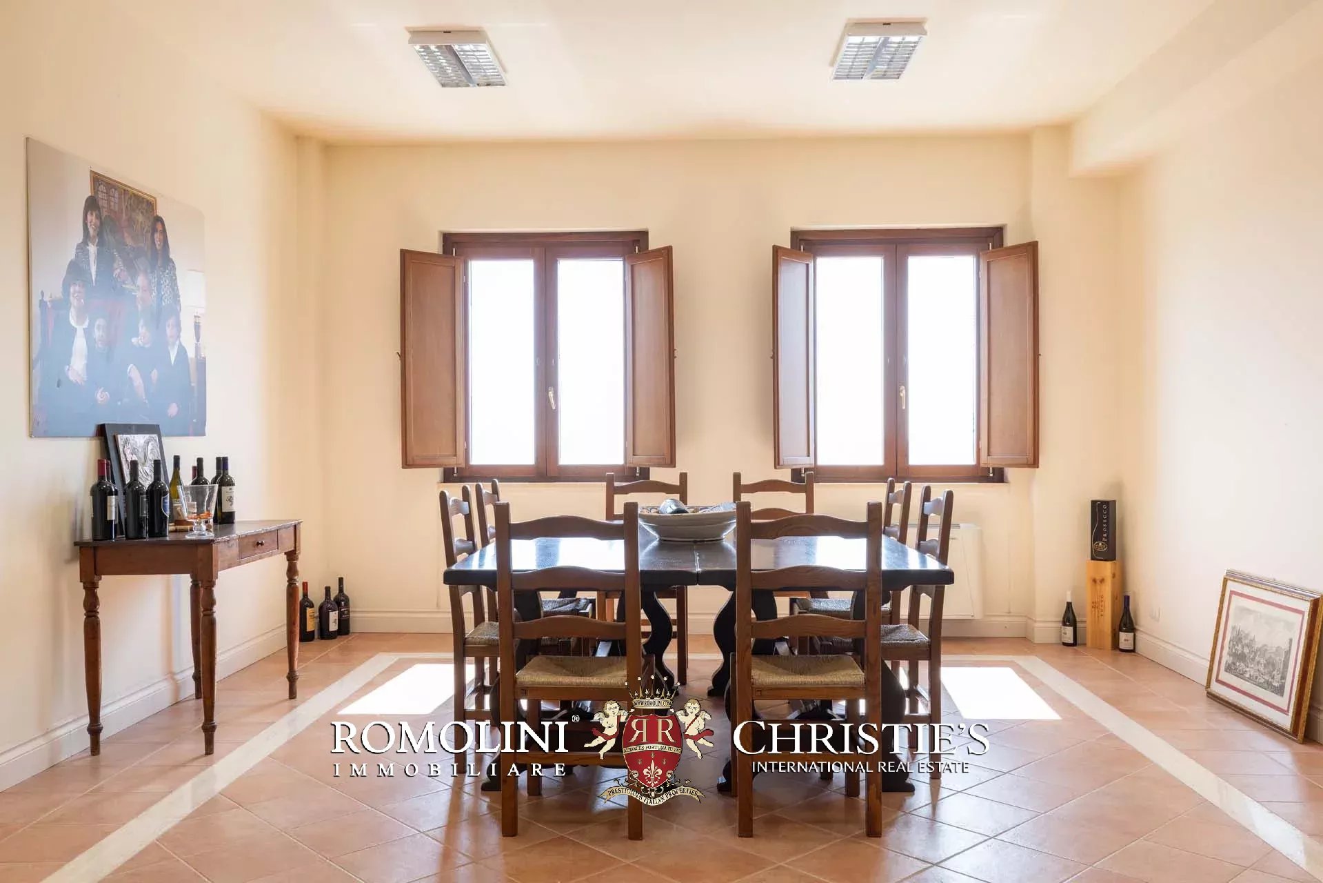 7 Bedroom Villa/Townhouse's Image 79