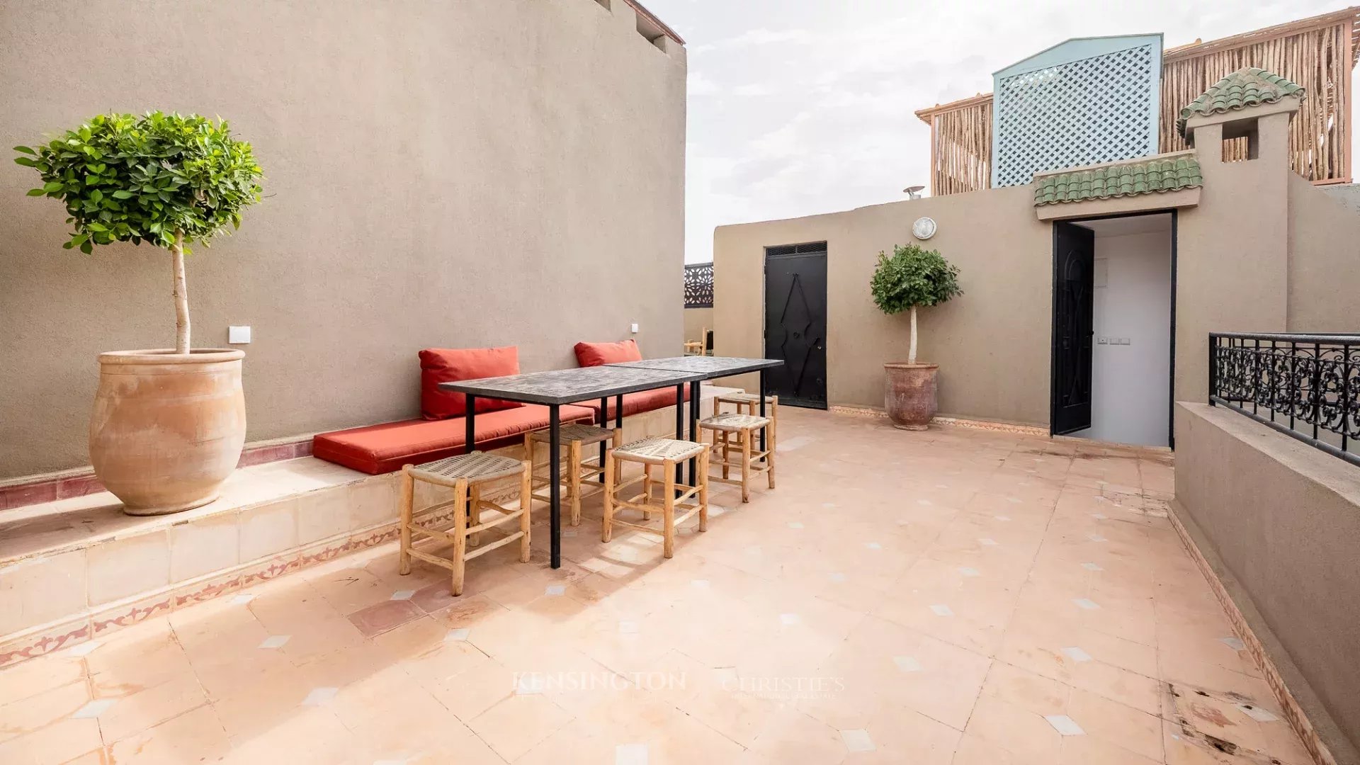 5 Bedroom Villa/Townhouse's Image 24