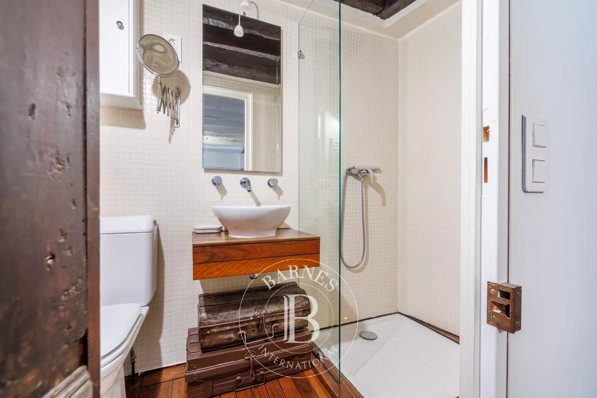 Daire Paris 3ème - picture 8