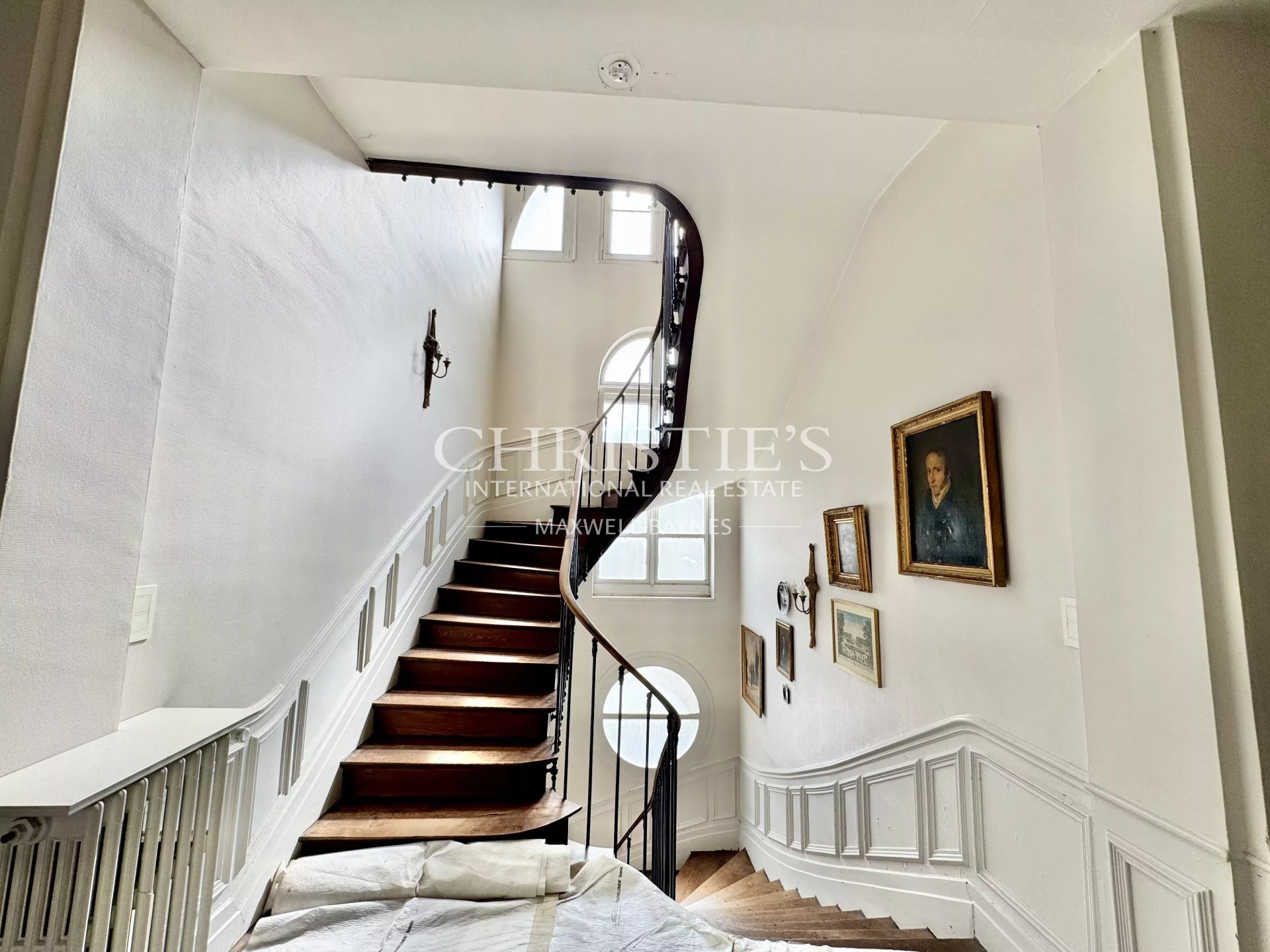 4 Bedroom Villa/Townhouse's Image 18
