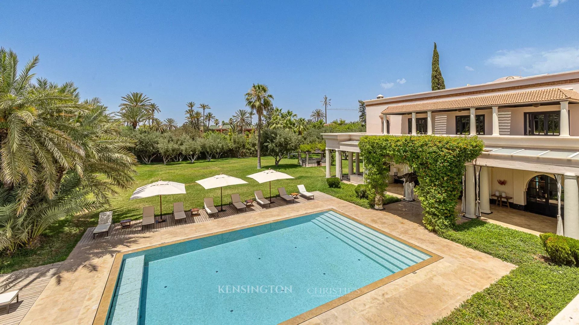 6 Bedroom Villa/Townhouse's Image 89